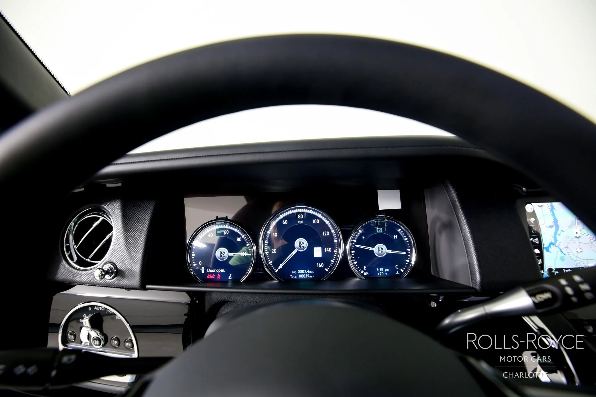 mph013_3101796695_Used_2023_Rolls_Royce_Cullinan_1688236802_72ef425905