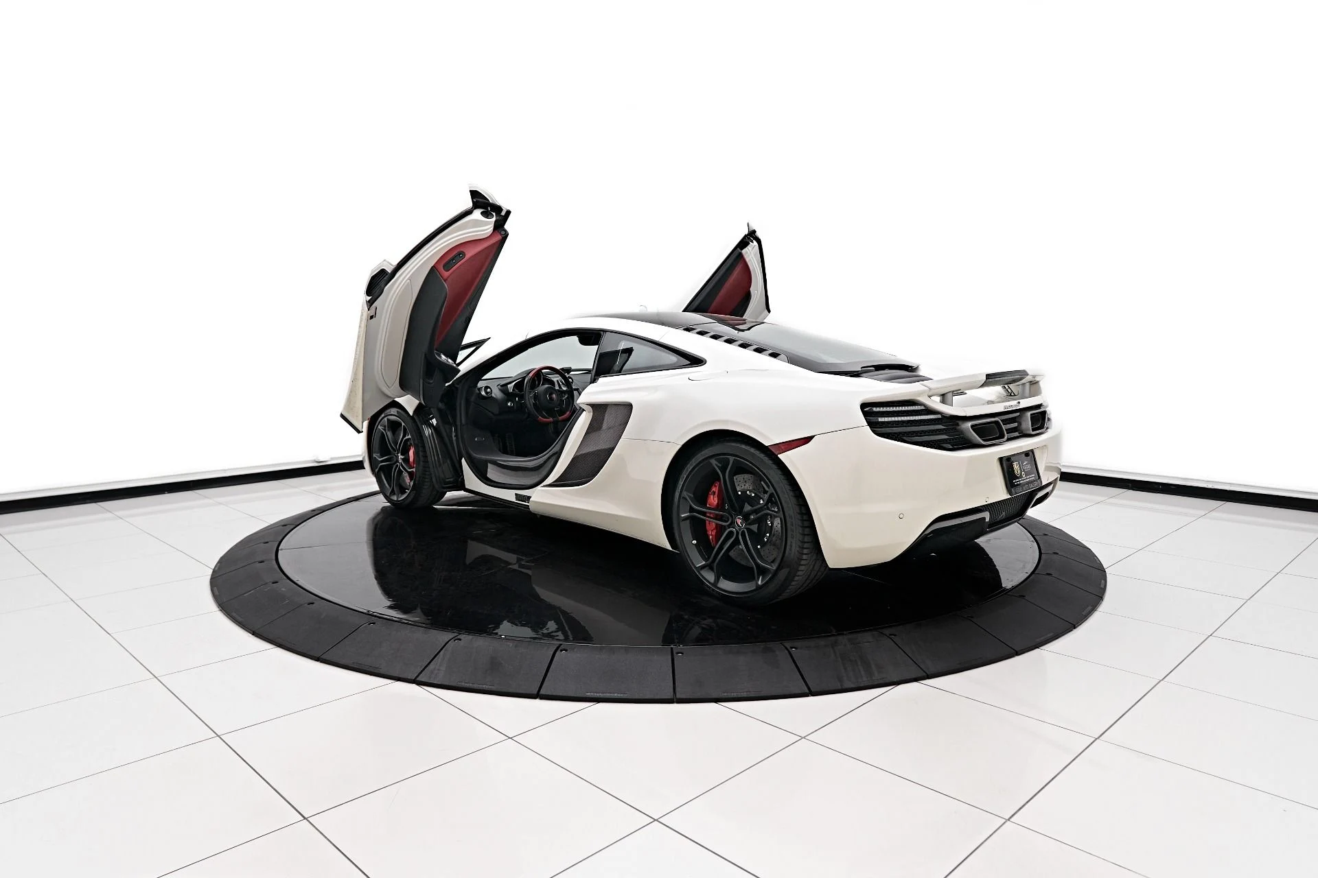 mph013_3101929826_Used_2012_Mc_Laren_MP_4_12_C_Base_1709431275_912ab35c61
