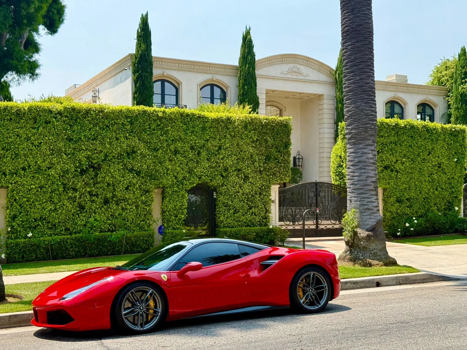 mph013_3103885853_Used_2016_Ferrari_488_GTB_1757699344_1893b094eb