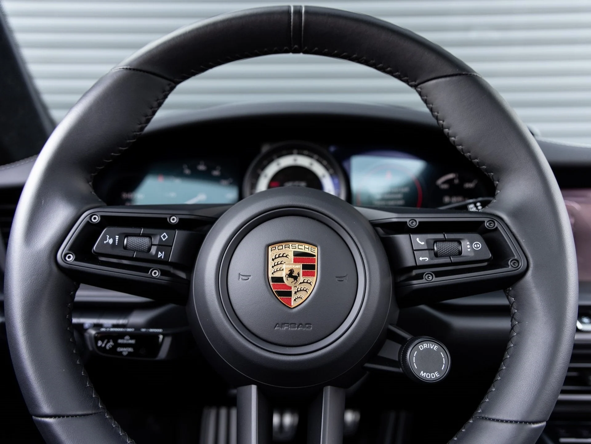 mph013_3104740693_14_b023342127