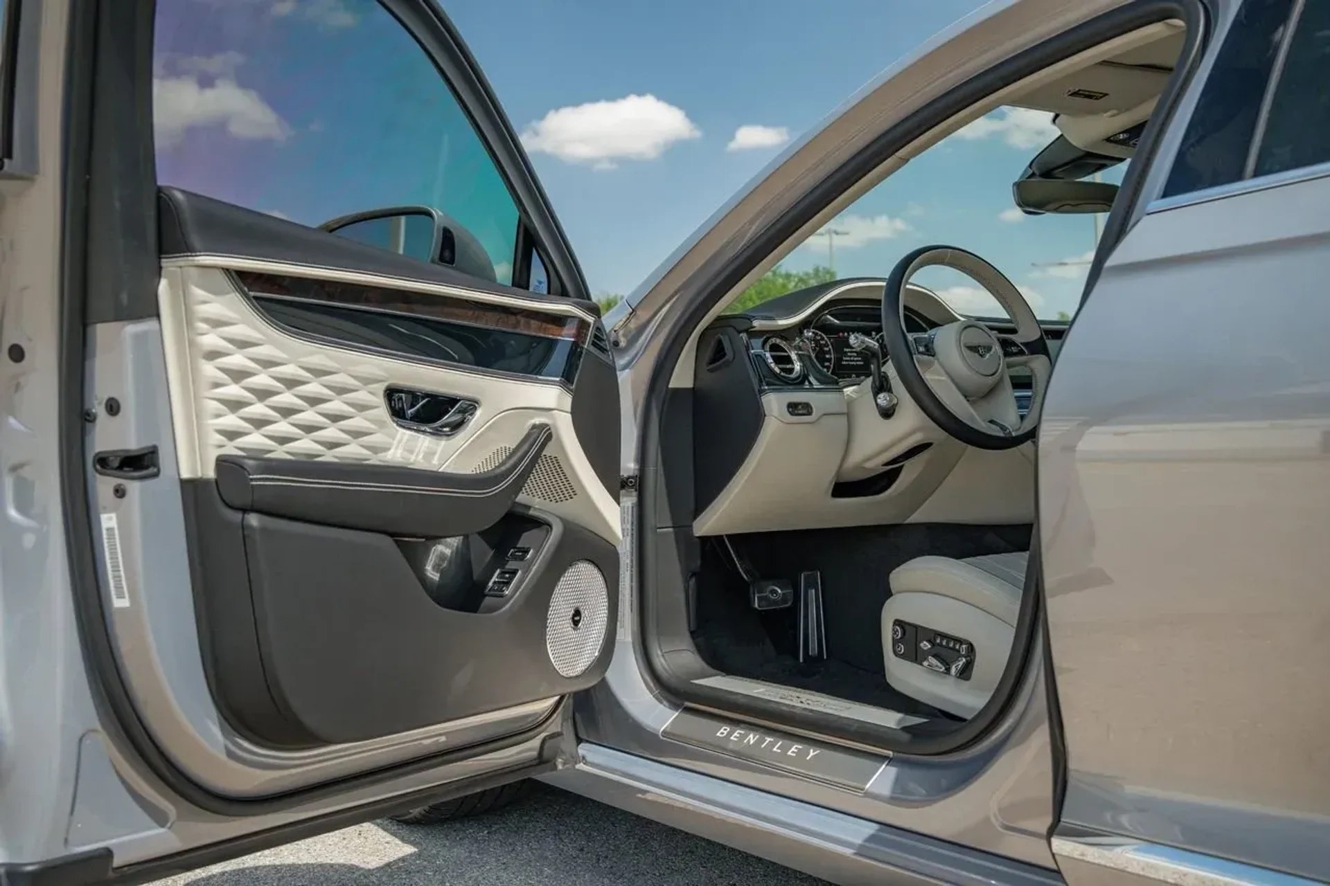 mph013_3110954471_743d4ae522e44b5b83a9245aa845b01f_20b59efbf6