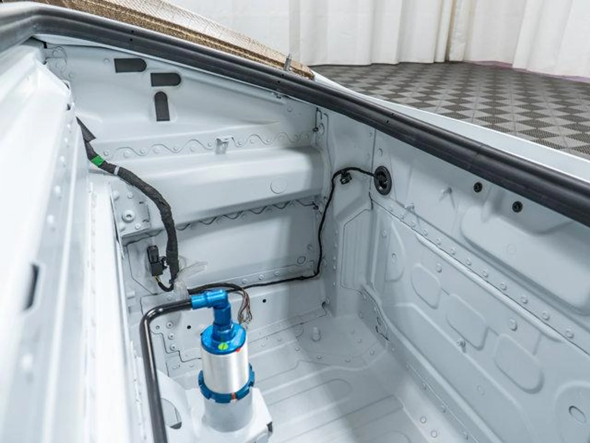 mph013_3111166809_q360z8vv_X1w_V_Od_C_Jj6_I_Xb9p_Clu_E_8b72428618