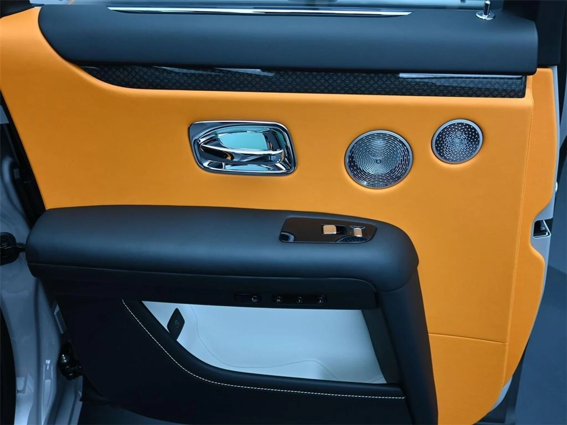 mph013_3124921285_I6i_Y3_JIVF_Sr76_Z3z_Vr_Vp_Ul_I0_Zo_223338778d