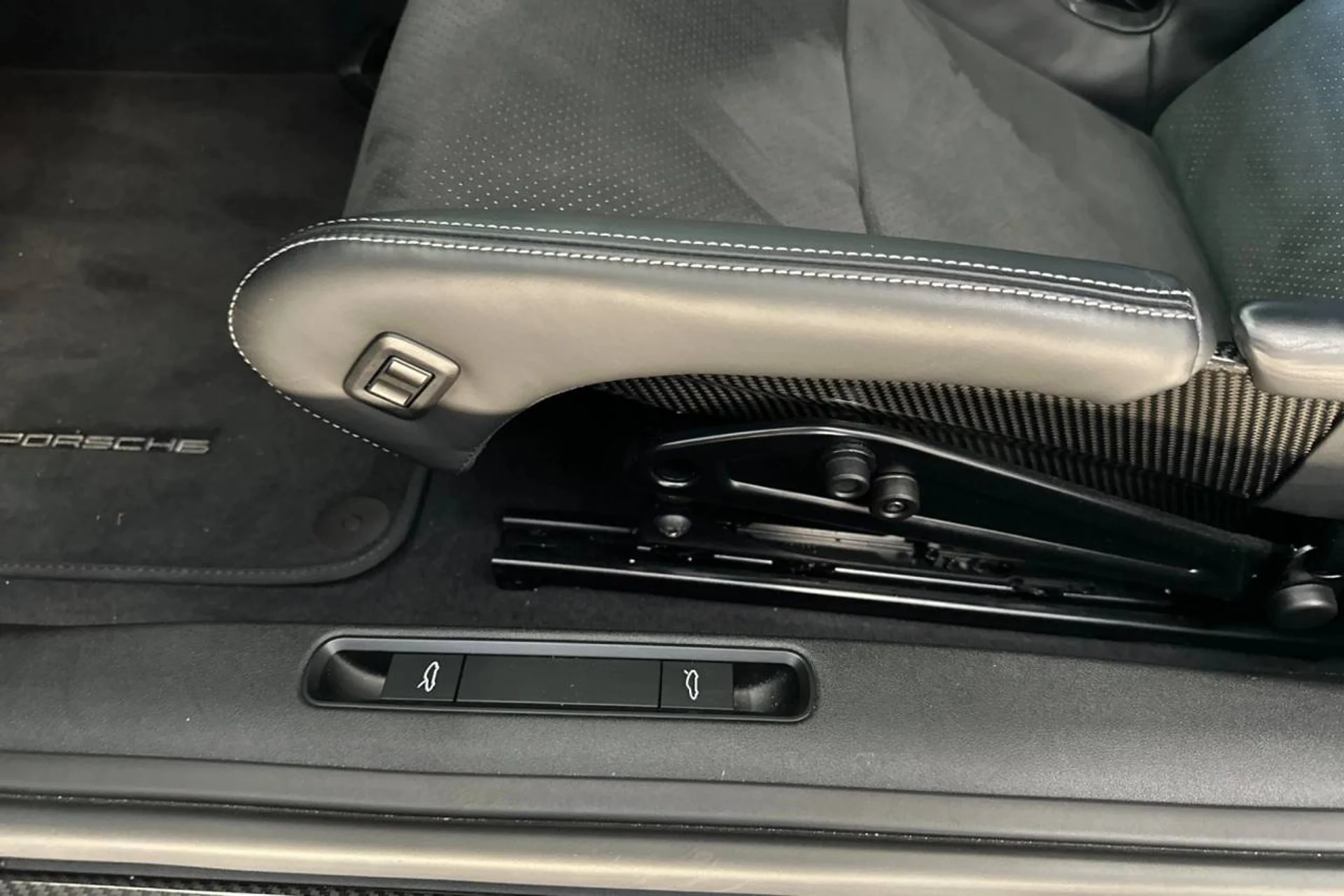 mph013_3125629005_1280_f0080bcbf4