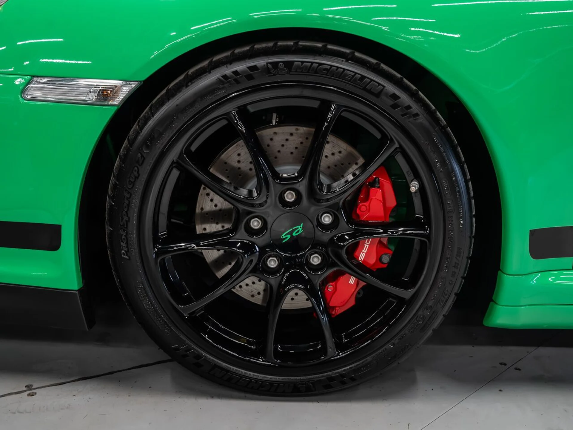 mph013_3135085706_porsche_911_gt3_rs_2007_98f7cd3ebd