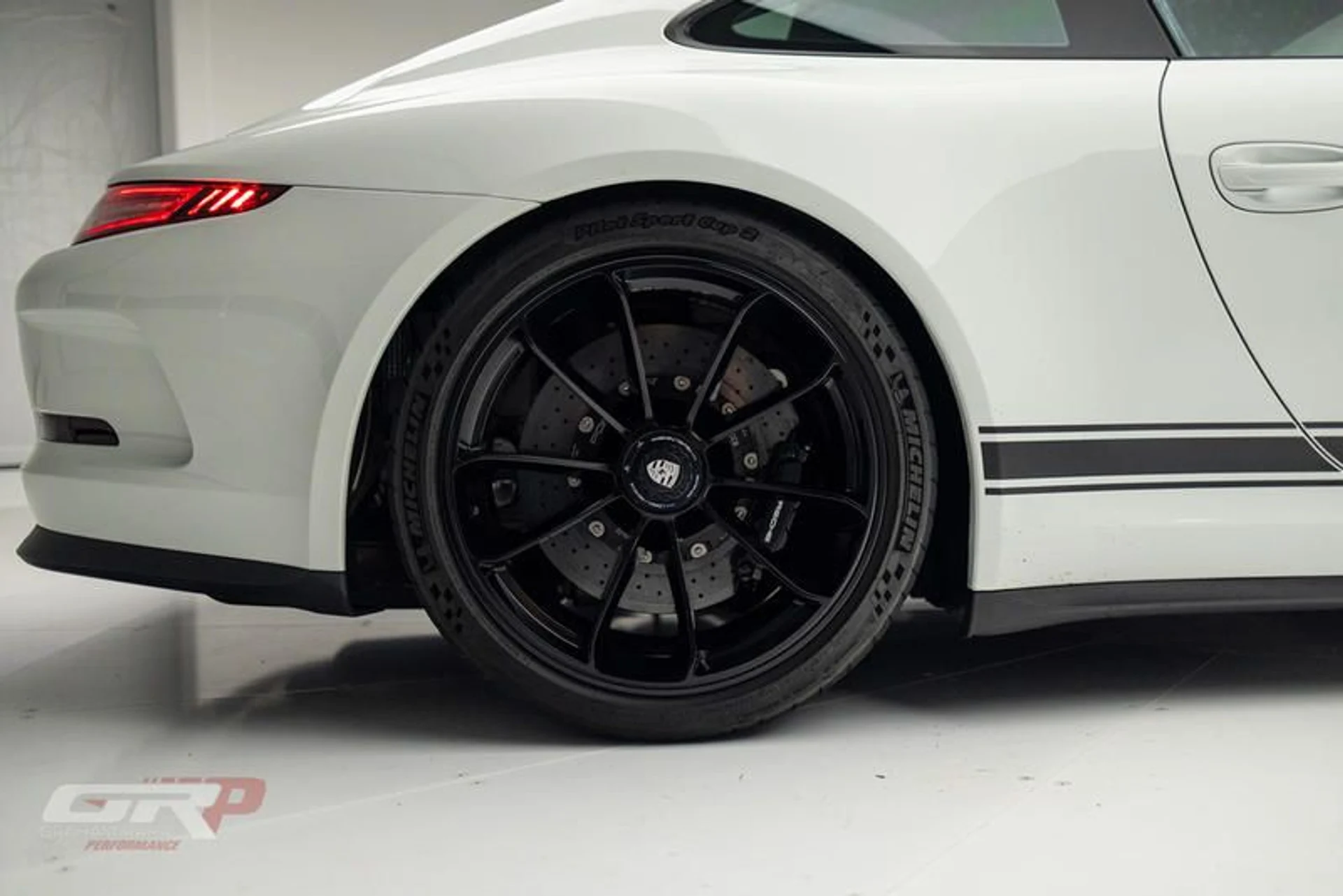 mph013_3137638431_852_C7_B8_C_9_C70_47_DB_91_E6_7_E033_F1_A2_B28_c3793905d0