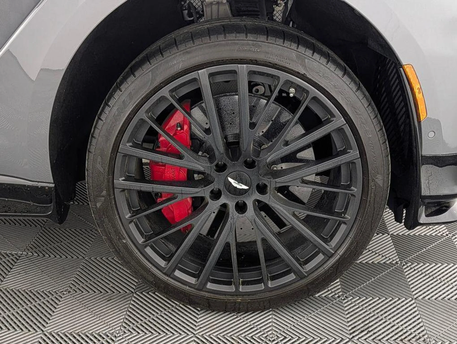 mph013_3142163746_I1in57_LD_Yxm_AIM_8_Hwq0hx7tm_Rsk_f6054e101e