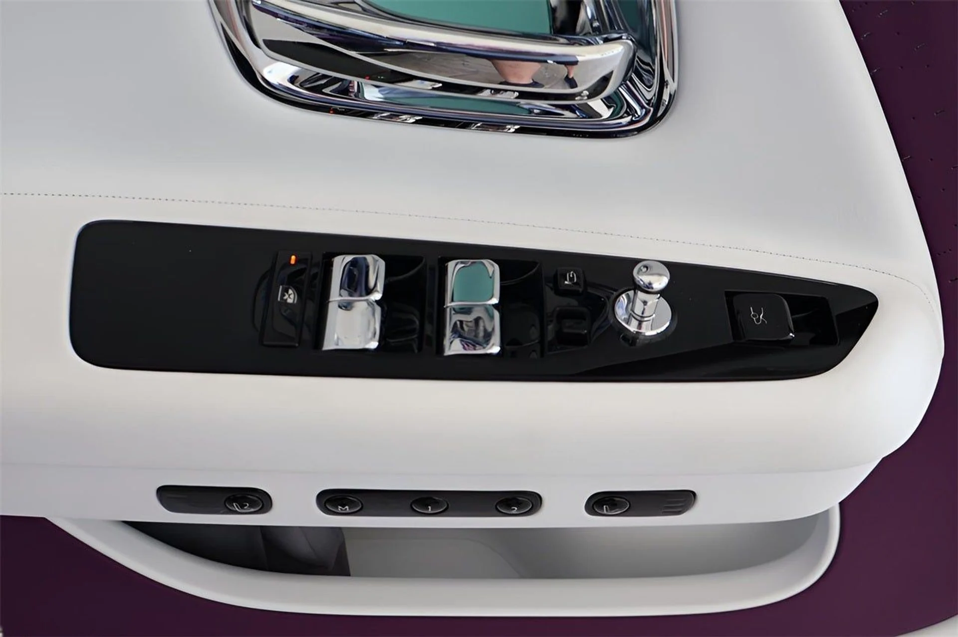 mph013_3144738334_14_dd3d59e66a