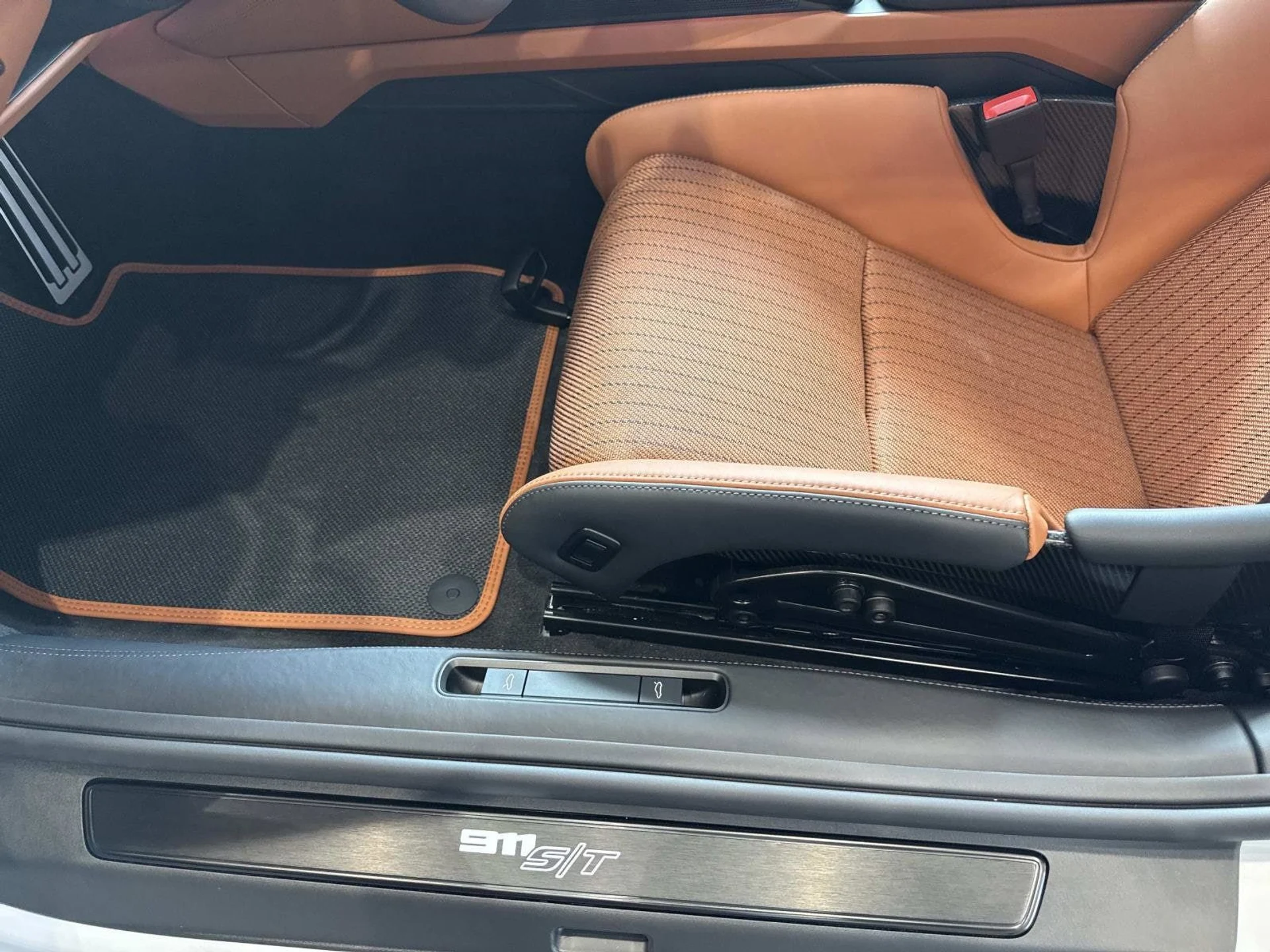 mph013_3147754488_50f15324cea207ea8345fa3563c01ab9x_2f470b0ed8