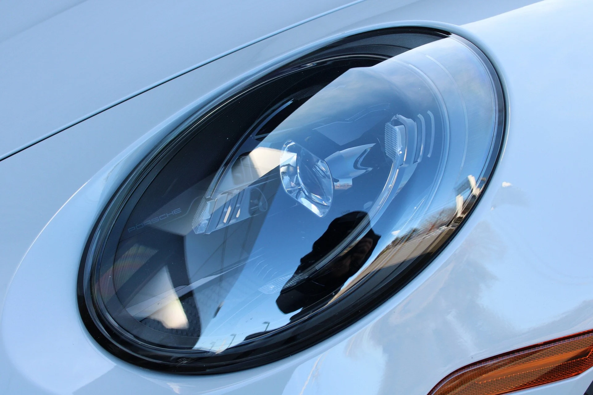 mph013_3150784795_93dcb391f4f6eeed752c7df9cf3bdb89x_727e0c9099