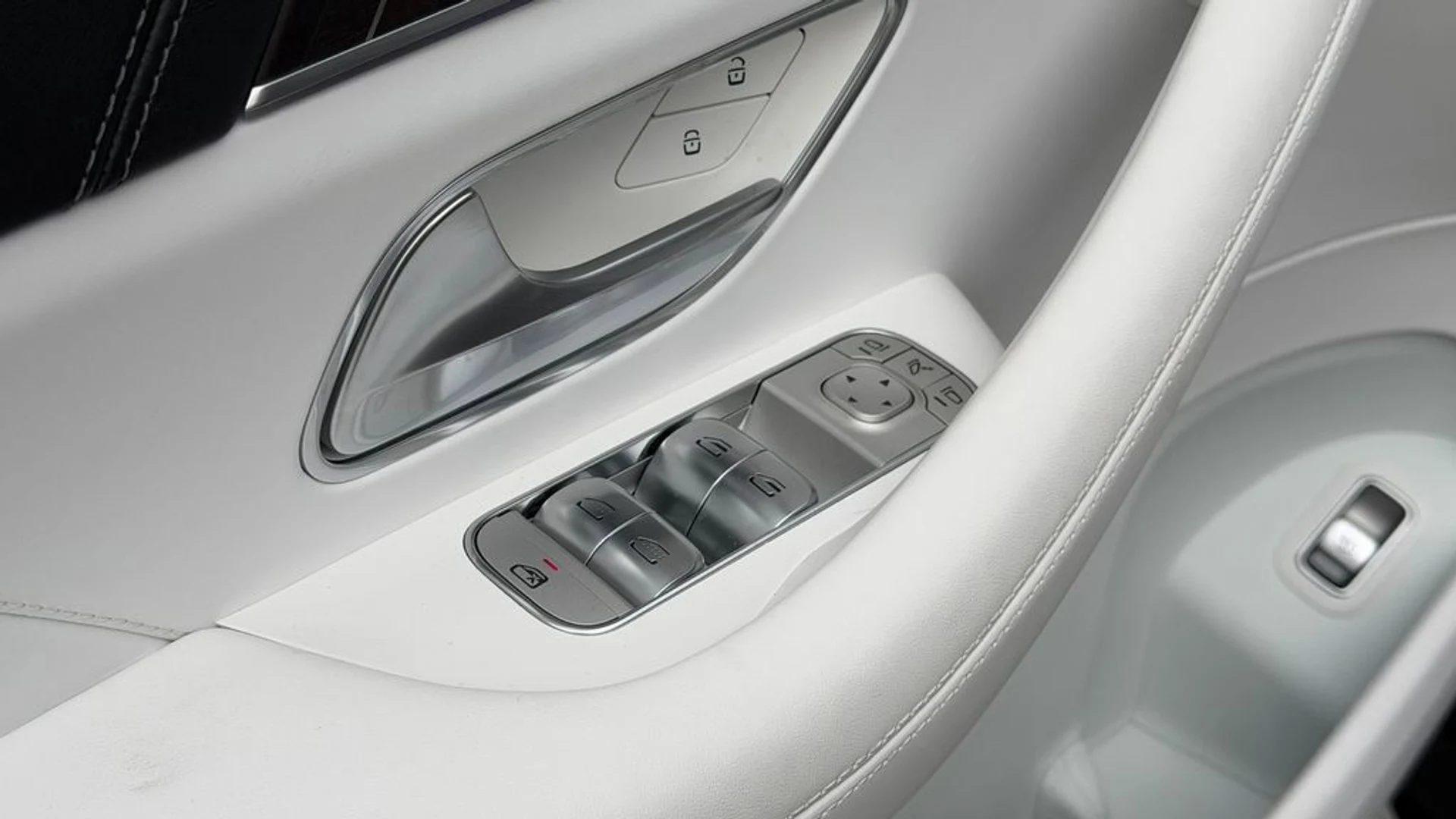 mph013_315239808_670f8dbce4ea48799534b8e815d91803_6bd28a8804