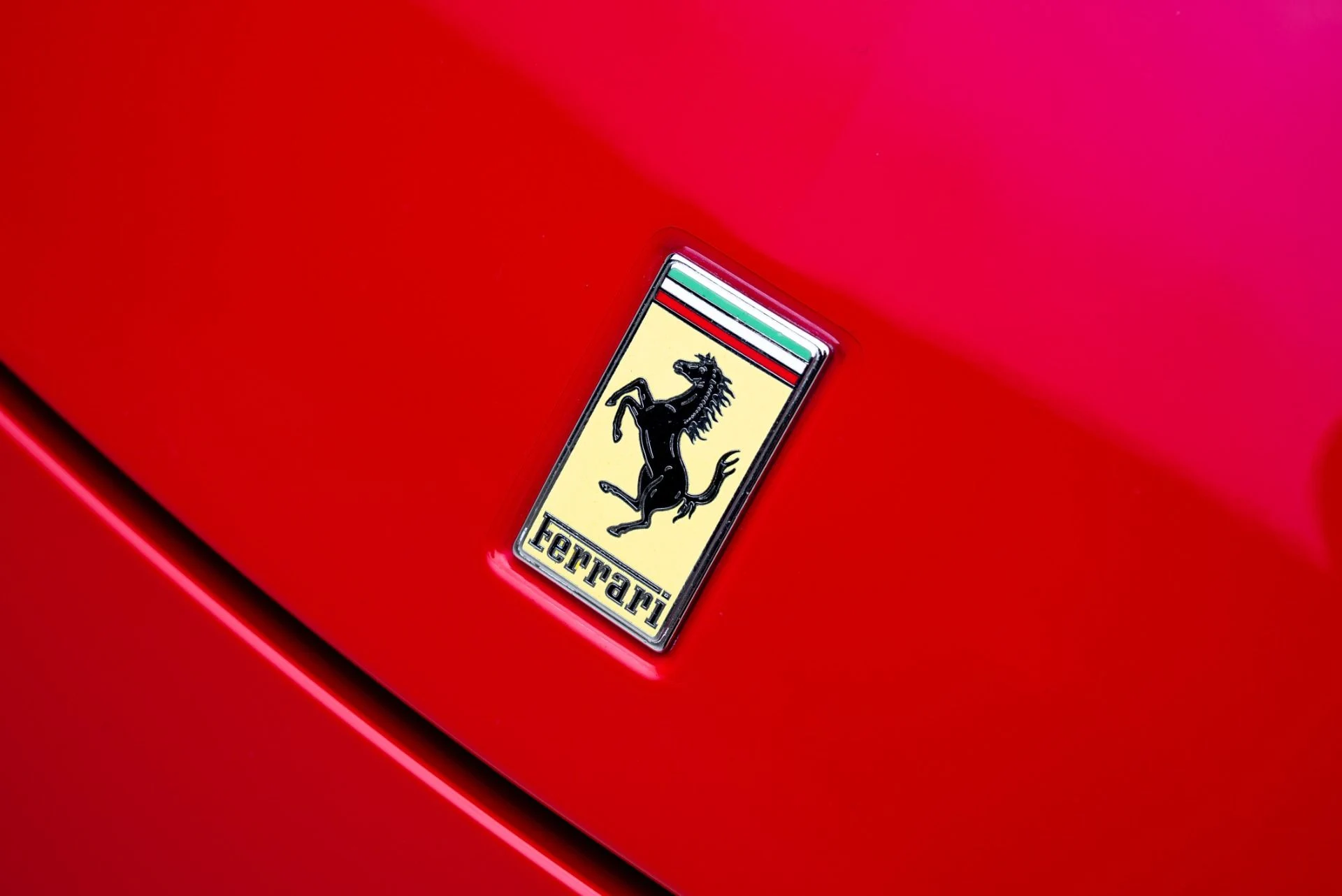 mph013_3161476502_Used_2014_Ferrari_458_Spider_1778539625_36c008bcbb