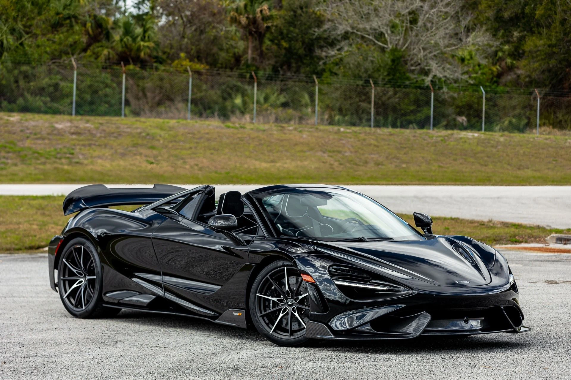 mph013_3168150430_Used_2022_Mc_Laren_765_LT_Spider_XP_a5d3fbdd73