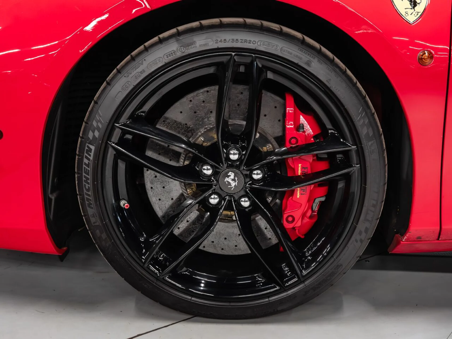 mph013_316898334_ferrari_488_gtb_2017_1beb22a08d