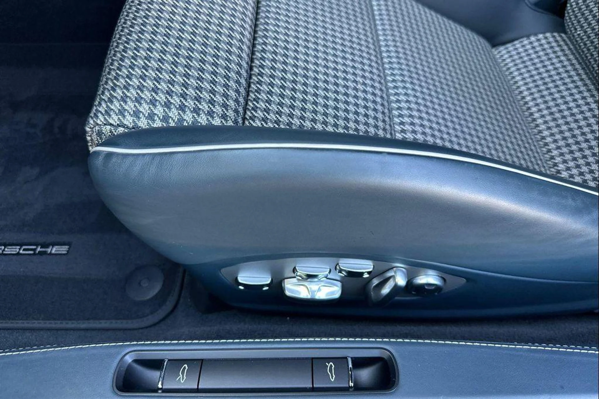 mph013_3170730969_QU_4r_Q2_Gh_Ct_I_Lpwk_Y4l_Ie_ARM_Mu1_I_4fb426a09b