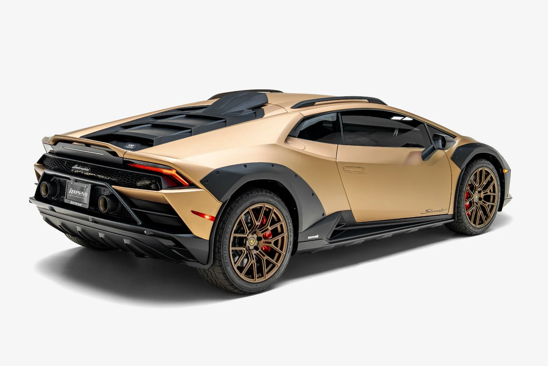 mph013_3176462994_Used_2024_Lamborghini_Huracan_Sterrato_1786041493_9f20785a74