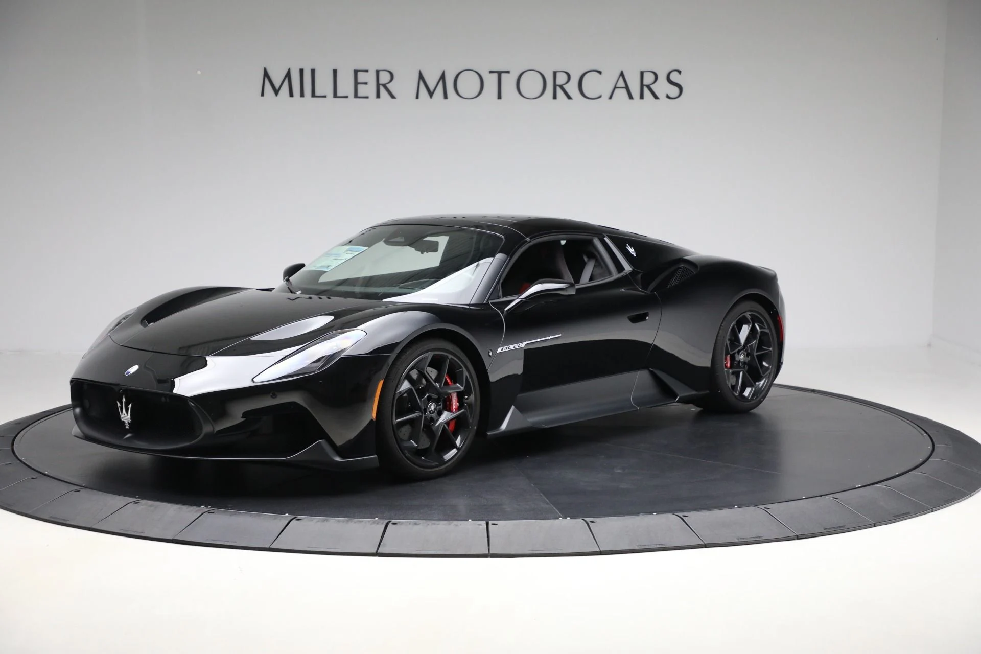 mph013_317727936_New_2024_Maserati_MC_20_Cielo_1761319211_c7b30266d0