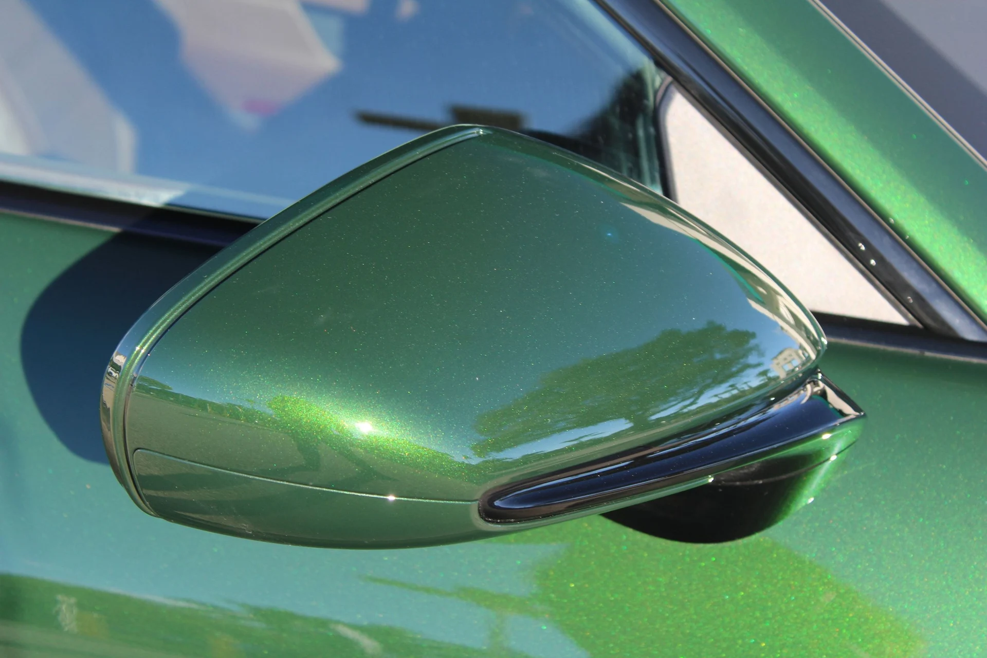 mph013_3178935061_7d3ec52d3349db496b13936eca150d18x_b84a8a0594