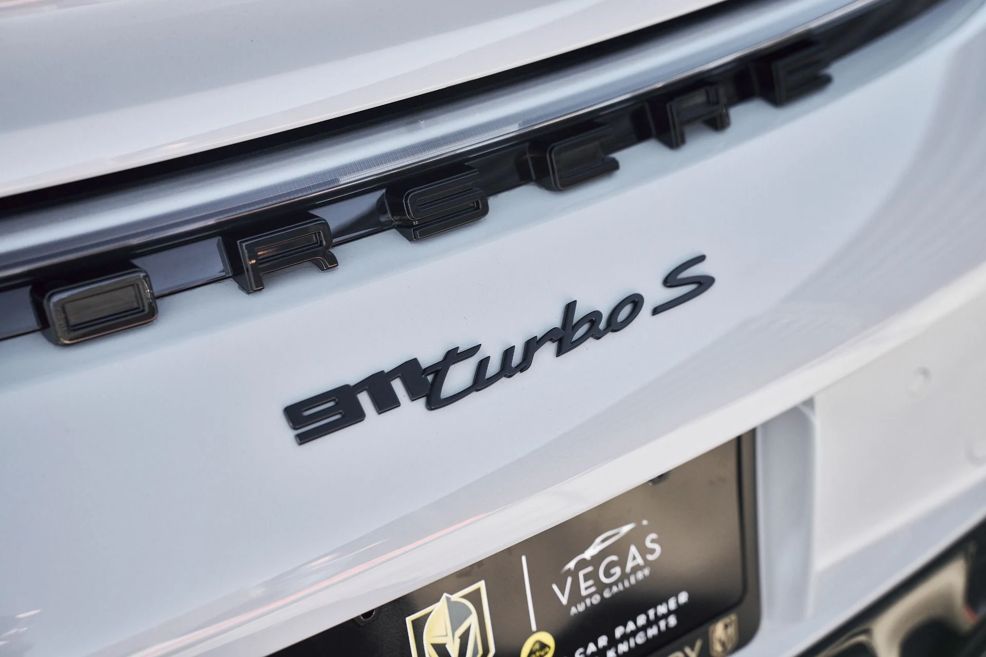 mph013_3185819592_Used_2021_Porsche_911_Turbo_S_1765592906_dfd2c8e9a1