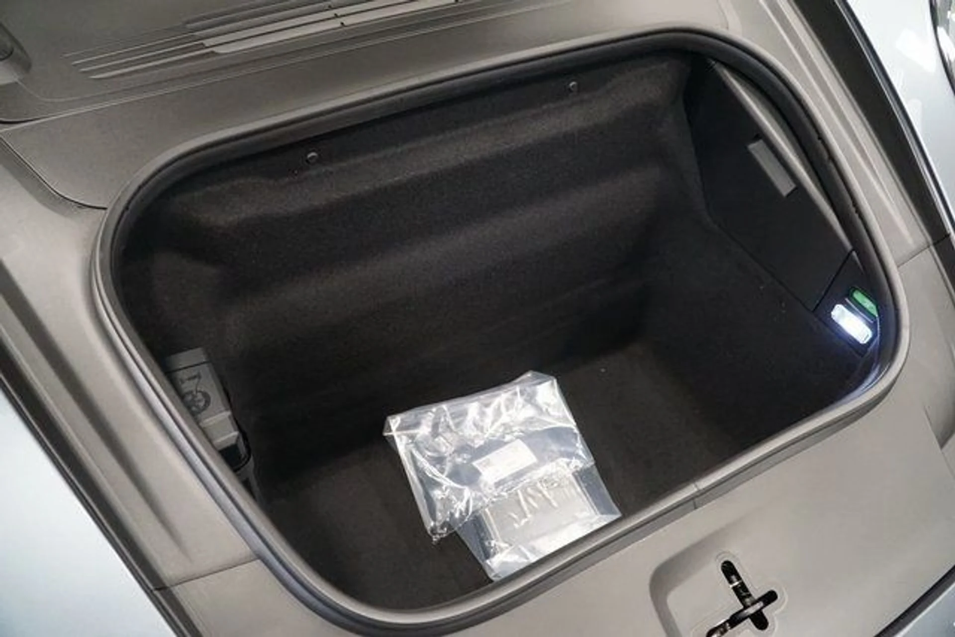 mph013_3188689968_93da7d58b11c18f9c22291e183d19d92_898d30a74d