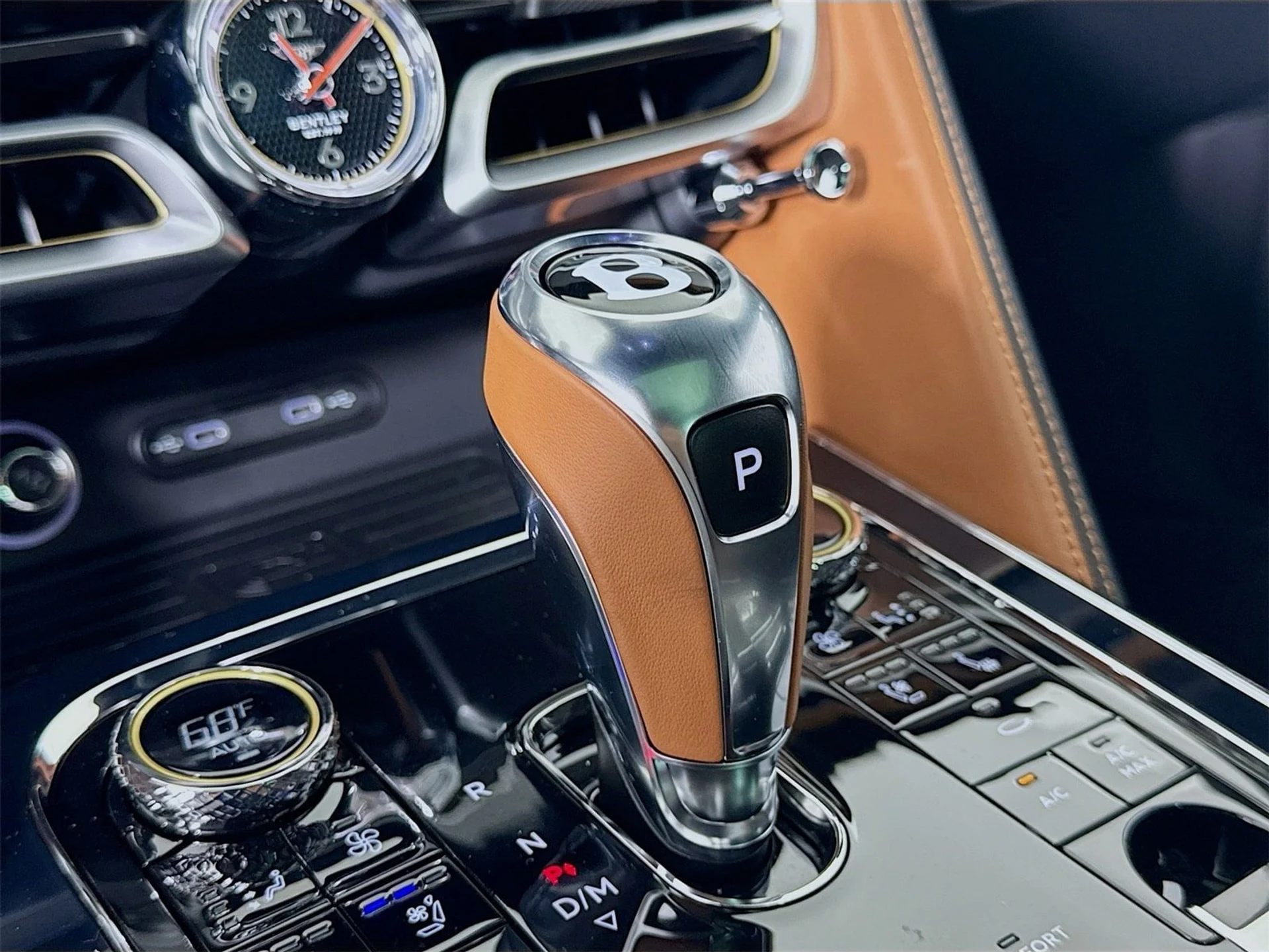 mph013_3189986384_a0f8bd6cbad428c5f81bbff66369bc30x_accd7b4383