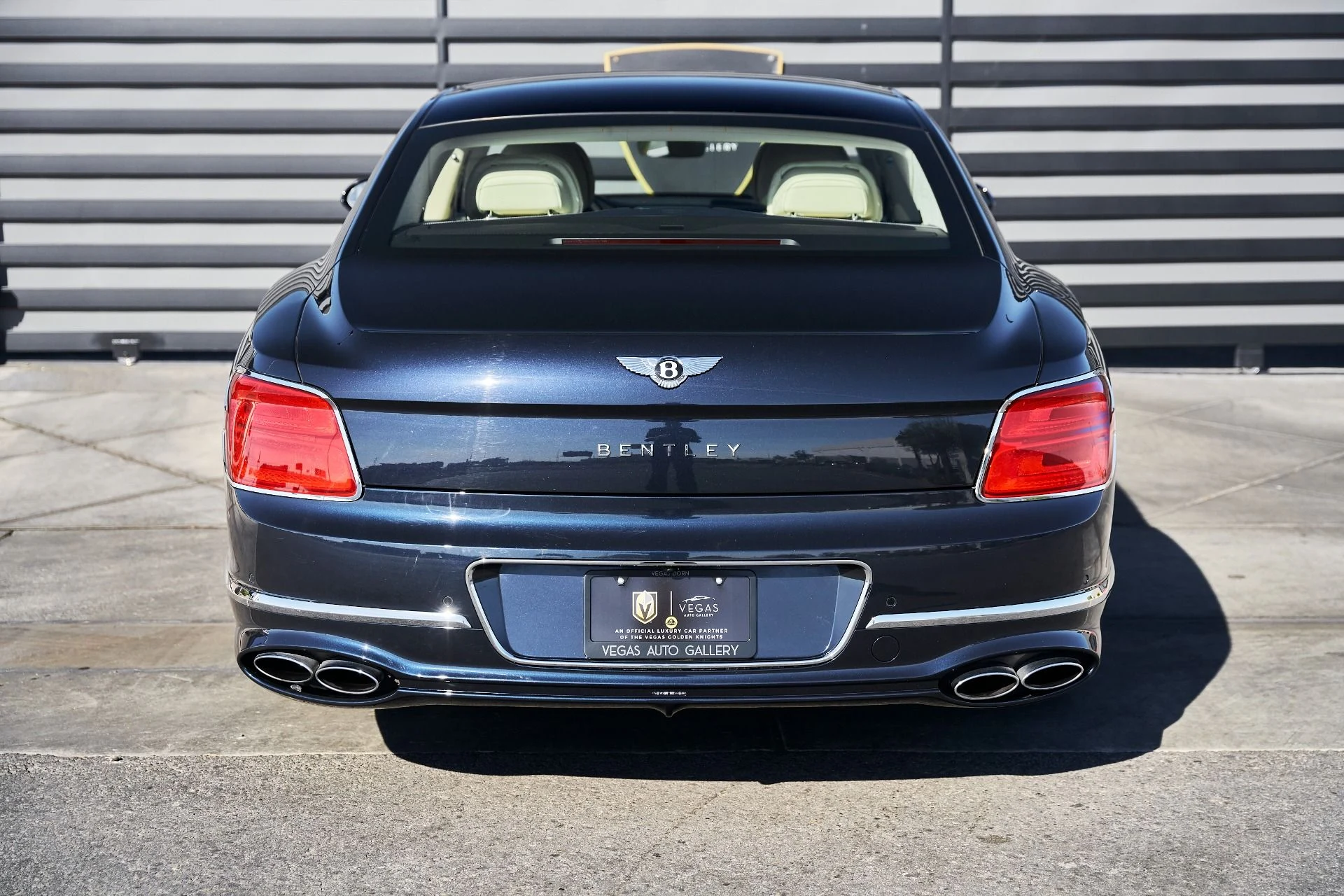 mph013_3192646803_Used_2024_Bentley_Flying_Spur_Mulliner_V8_1773796181_6462f8a09d