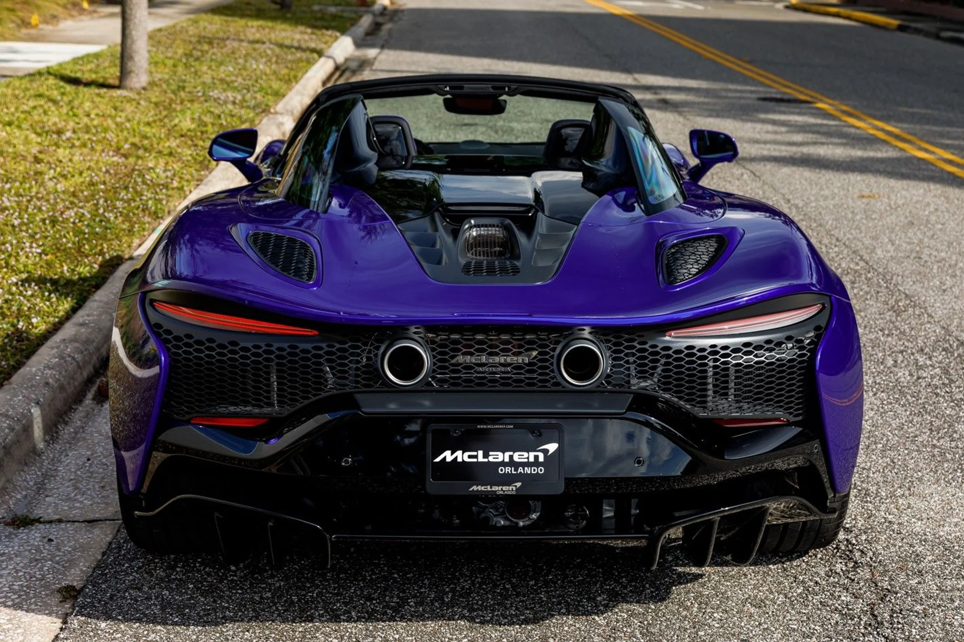 mph013_3192817159_620_p14_l_bfaefce0fe