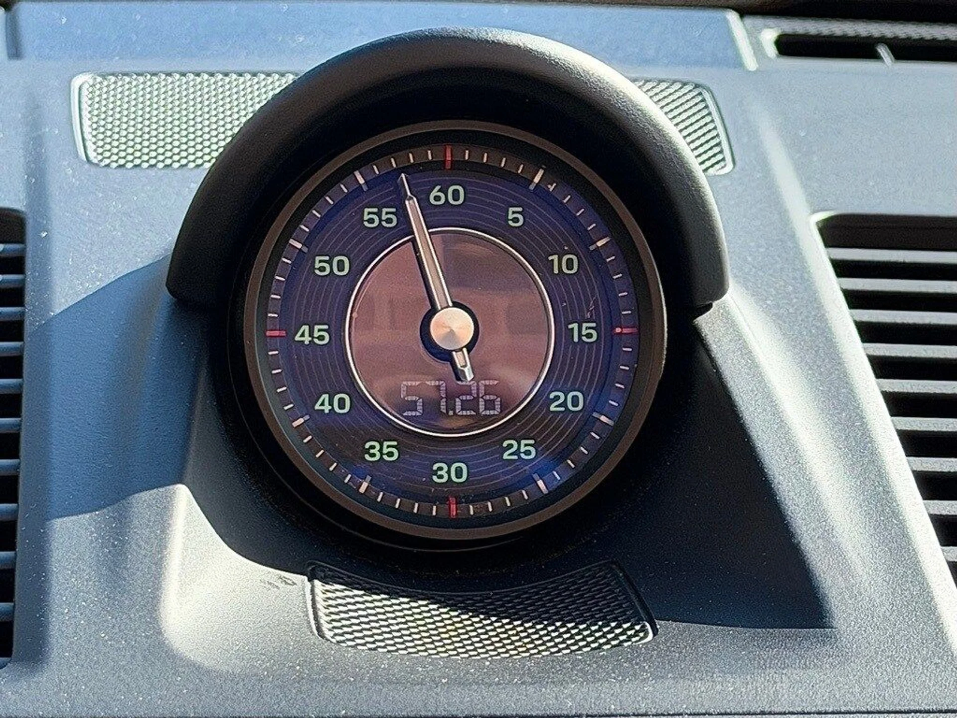 mph013_3192918563_61e6e7af465007e2fc3b08a186568b43x_8ee739195c