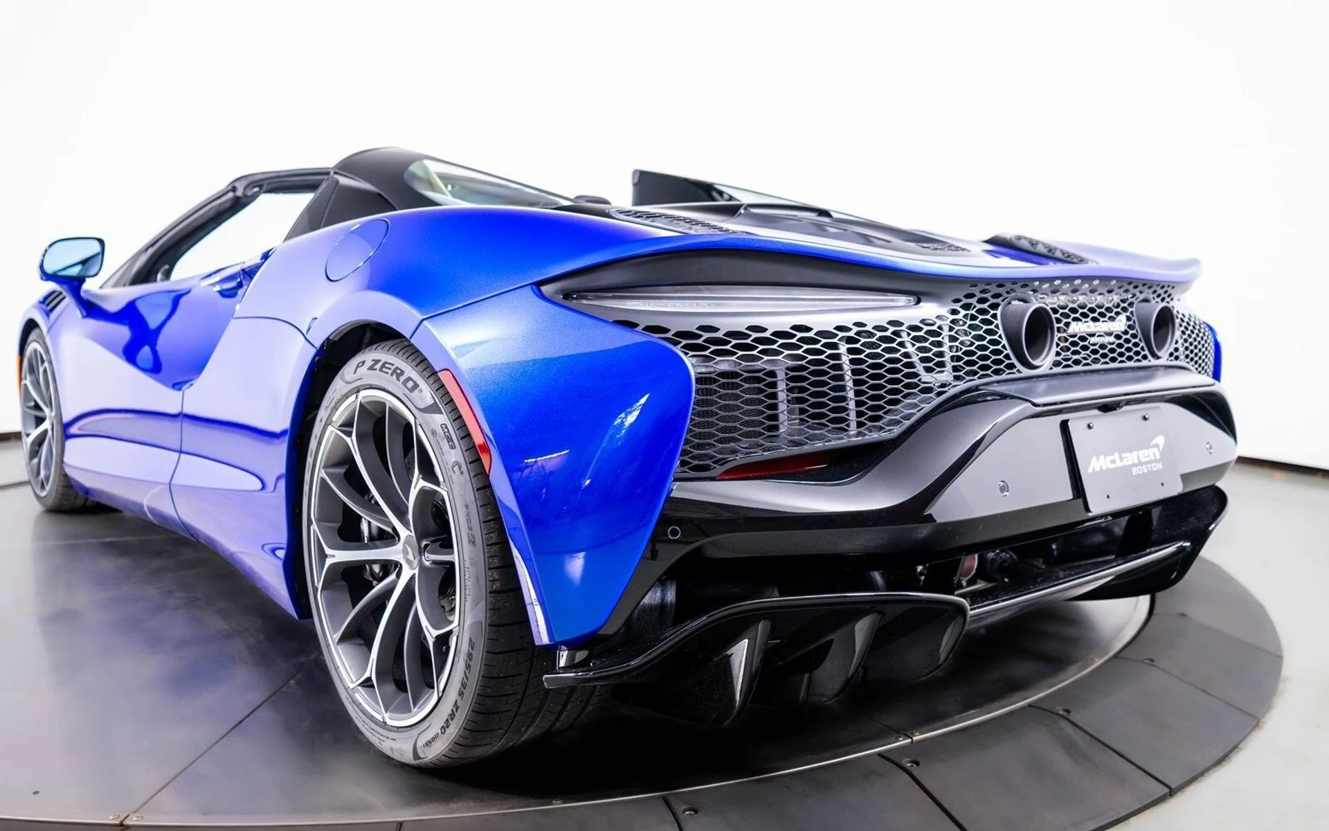 mph013_3201870945_aa24998d8d9a91bc426cb5ef5fba4a98x_e61984c7d7