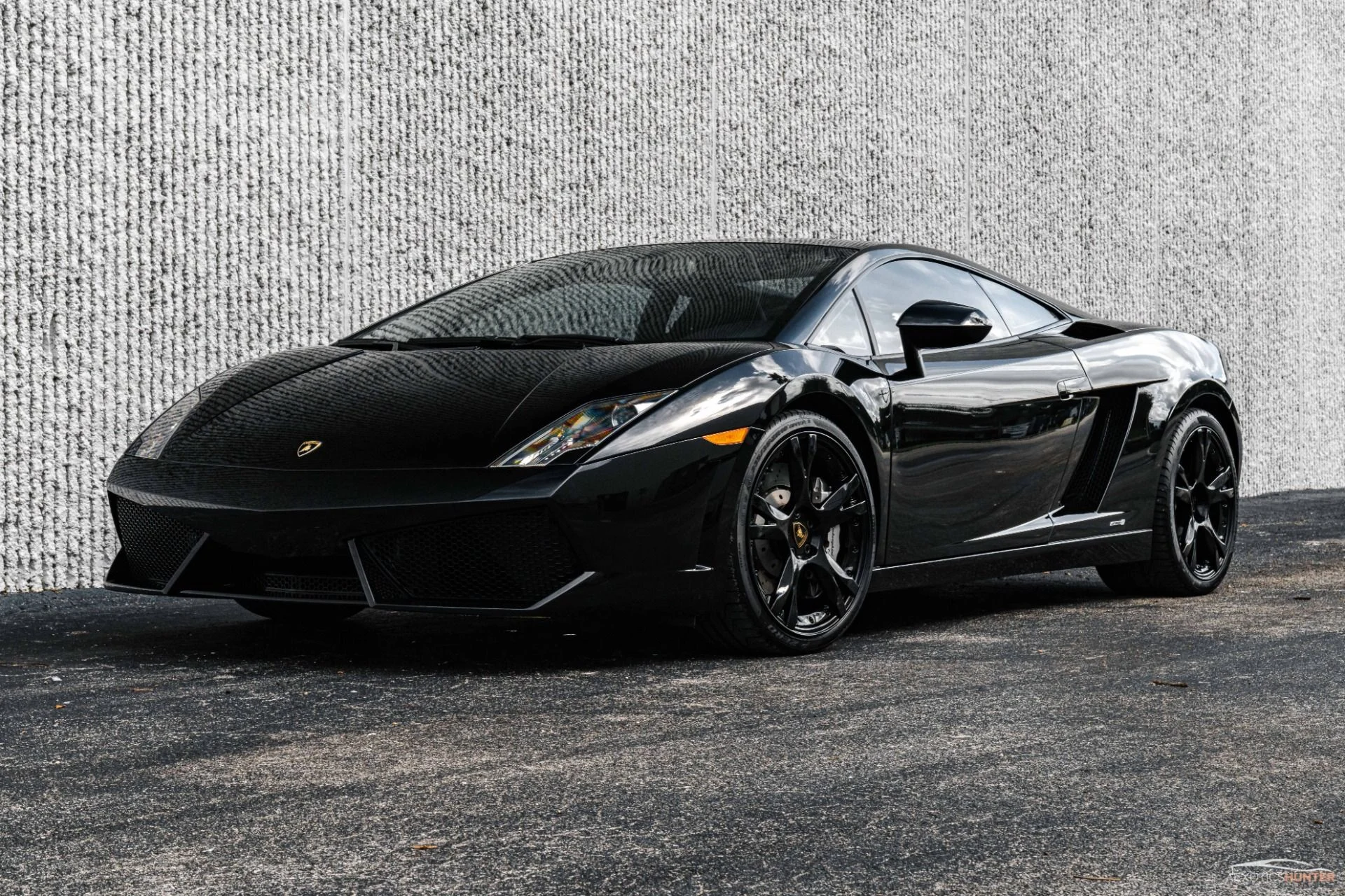mph013_3202848725_Used_2012_Lamborghini_Gallardo_LP_550_2_w_a_White_Interior_Diamond_Stitch_Reverse_Cam_Front_Lift_1696105908_997467cdb5