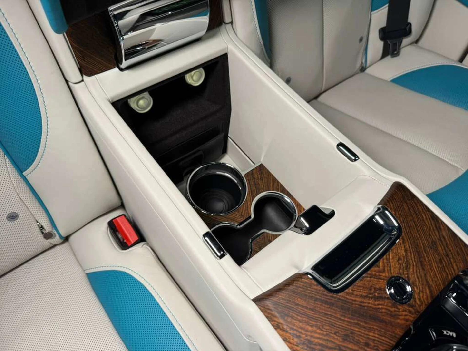 mph013_3205618991_2b38fdb80467c61433e7dd1f9f8bfb9a_cea14e027d