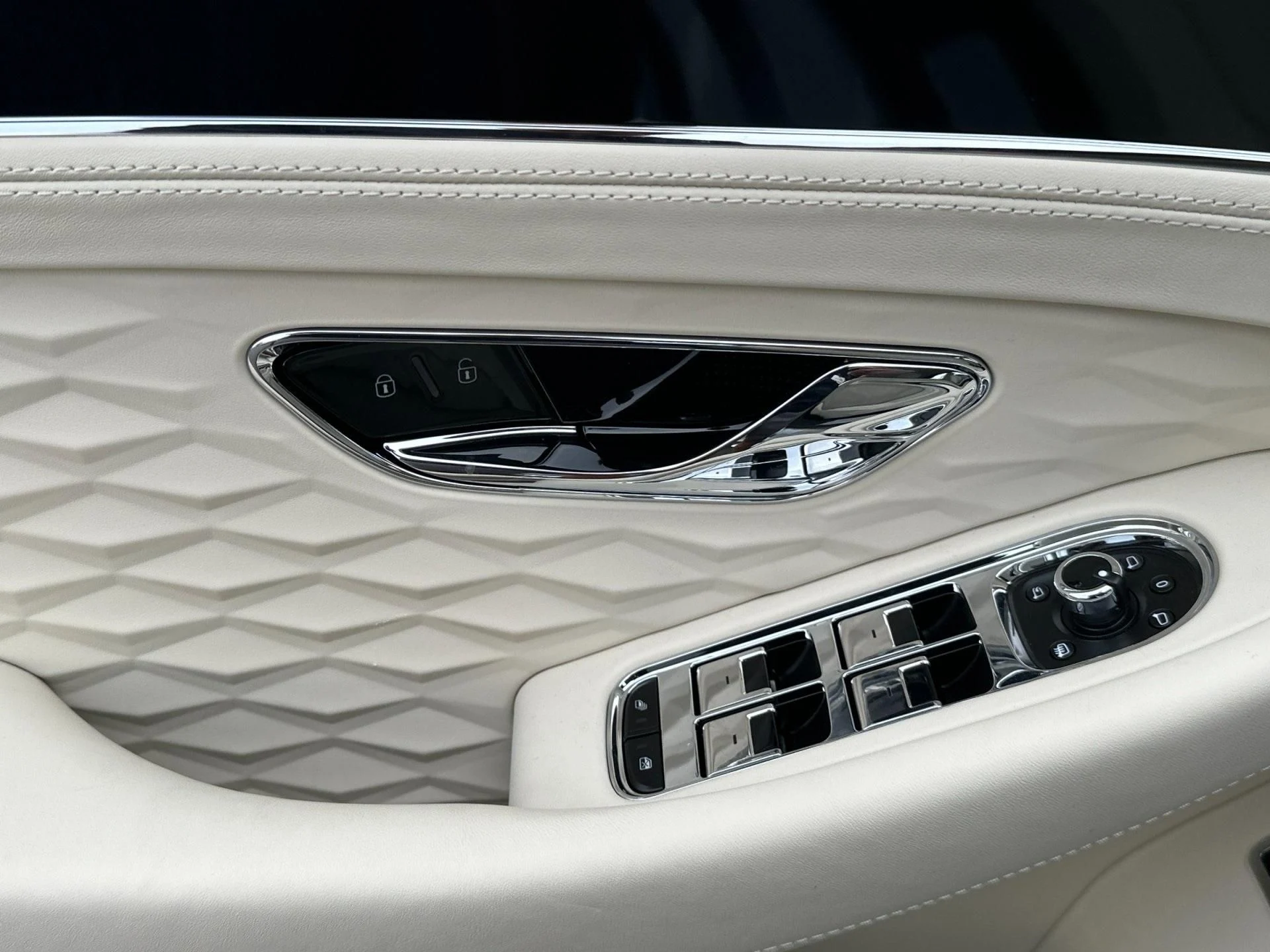 mph013_3217146698_New_2026_Bentley_Continental_GT_Speed_1762941183_b95c34ec5c