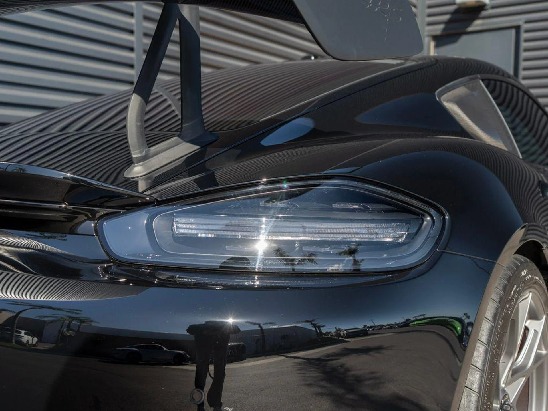 mph013_3227565917_y_O6_Yl6_Kx2_u9_CPNDV_7_W3e_Z7_EW_s_f25c651a9e