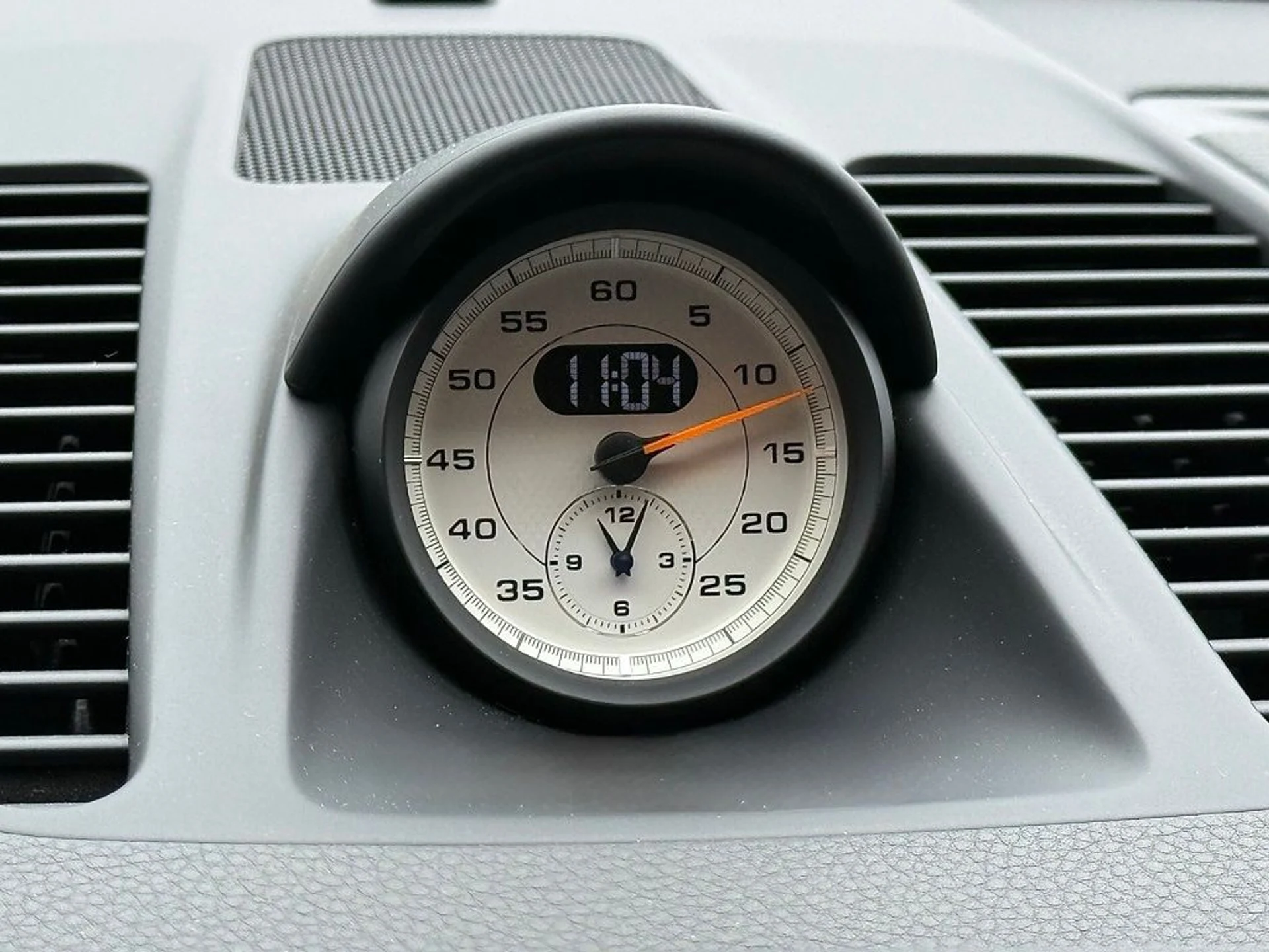 mph013_3228232348_0ee6f2c2ccf199a677f0c3f640ff790ax_53caa5cef7