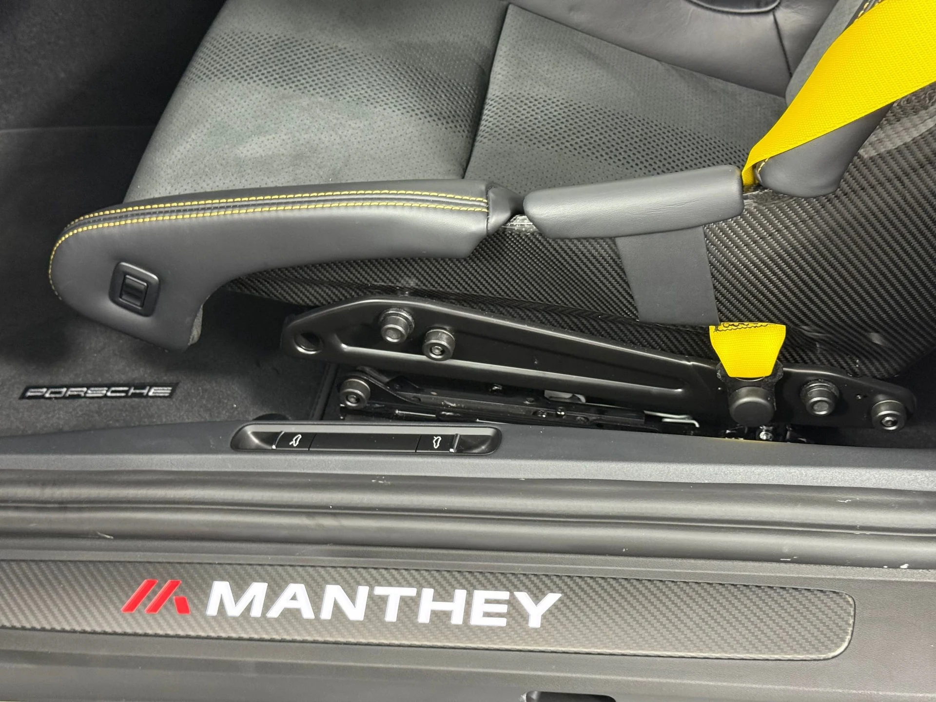 mph013_3229381930_7102e08a42e06fba7232625b5055a23cx_3d5c1dcf2b