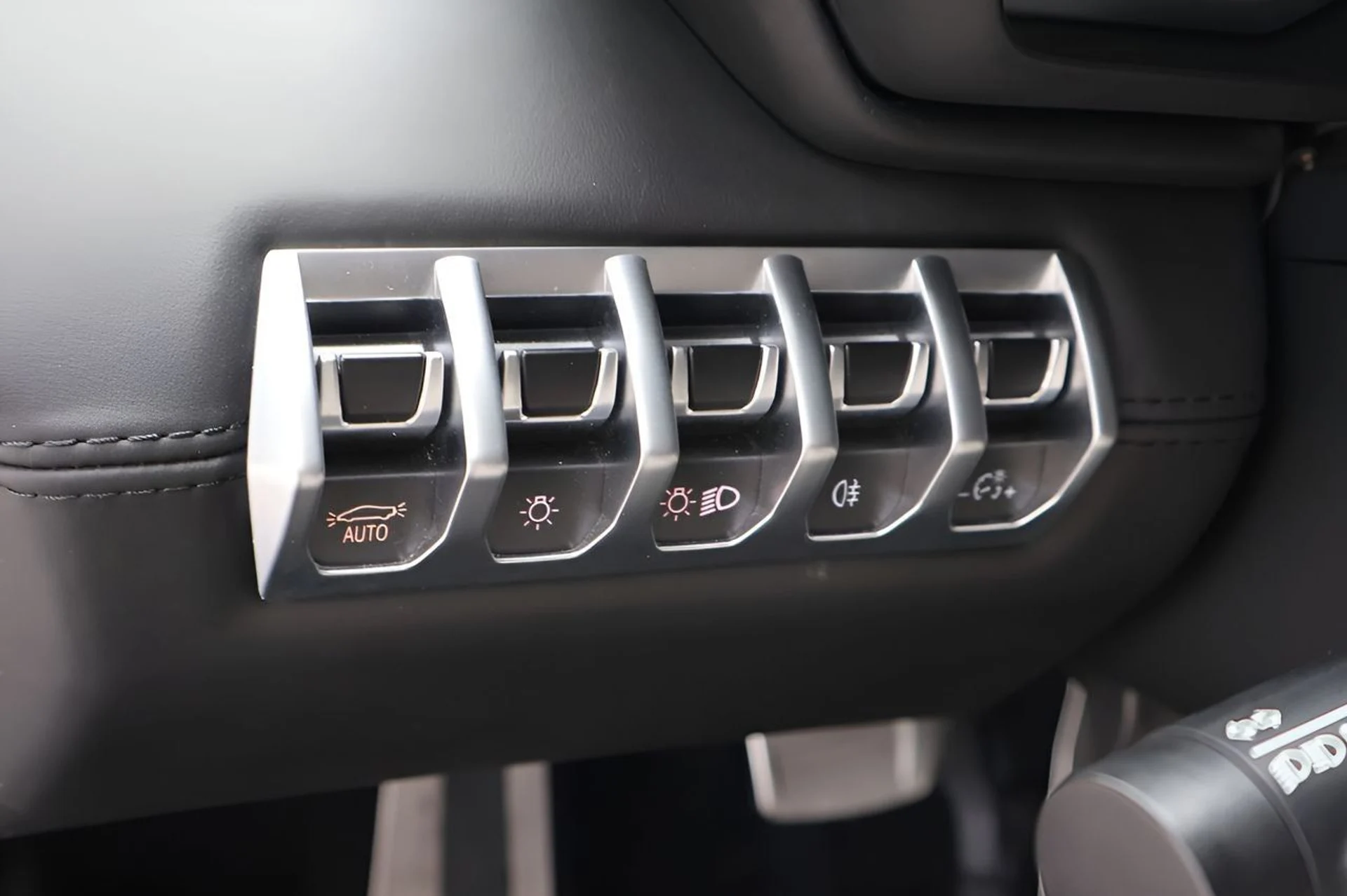 mph013_323023689_14_dc40daf3ee