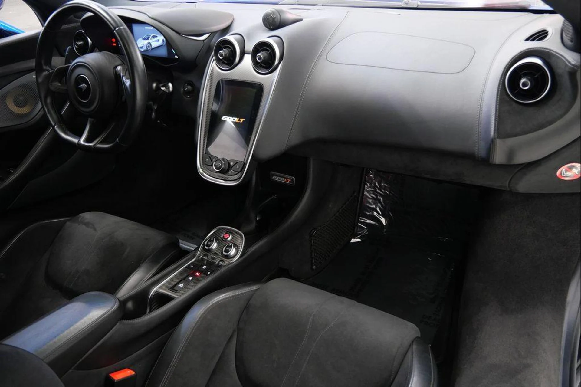 mph013_3231785546_Ikmr_M_Nm_FD_4n_XQE_2wh4b_I8ch_M_Cls_592b379feb