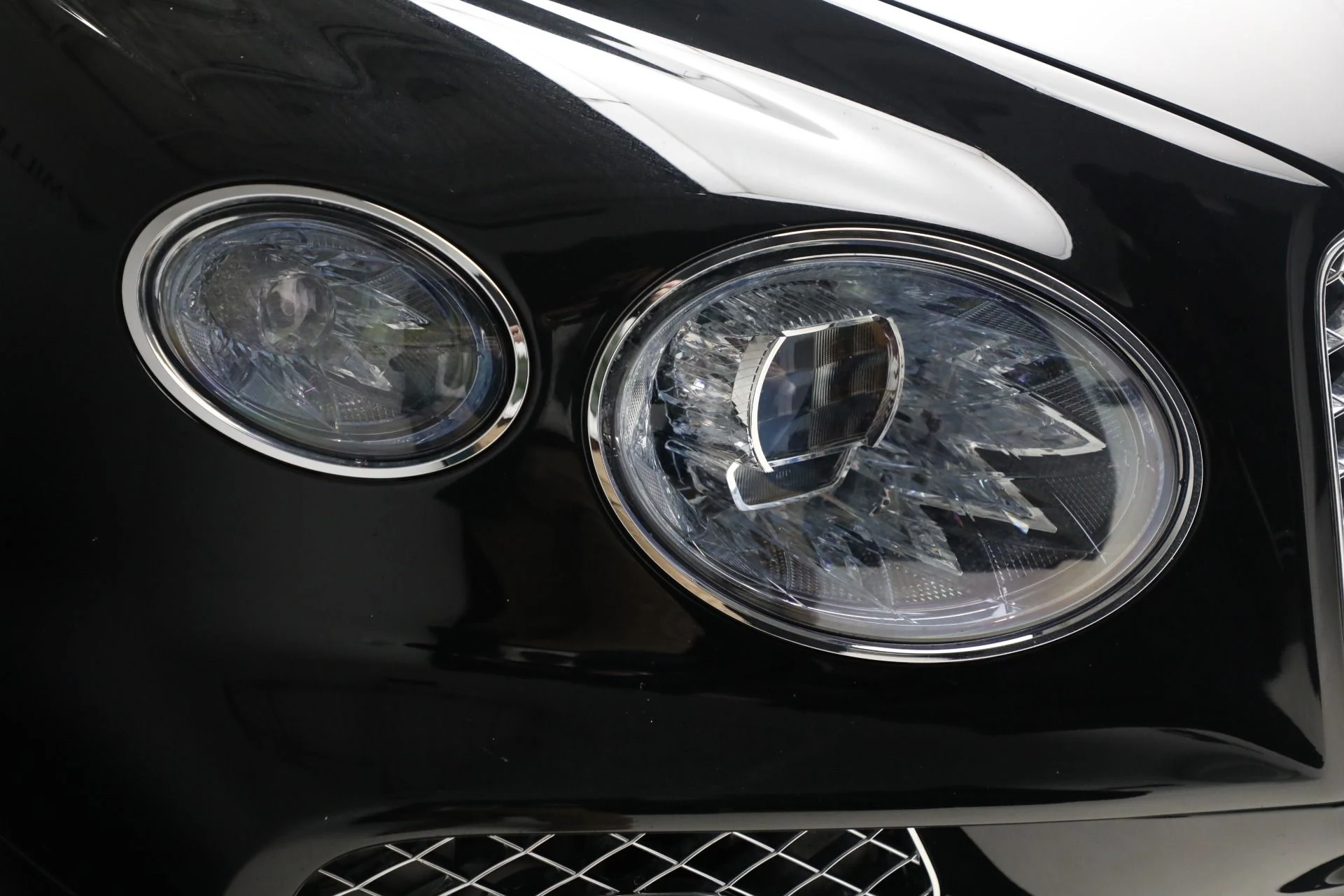 mph013_3236502489_Used_2023_Bentley_Bentayga_Azure_V8_ad6484e75d