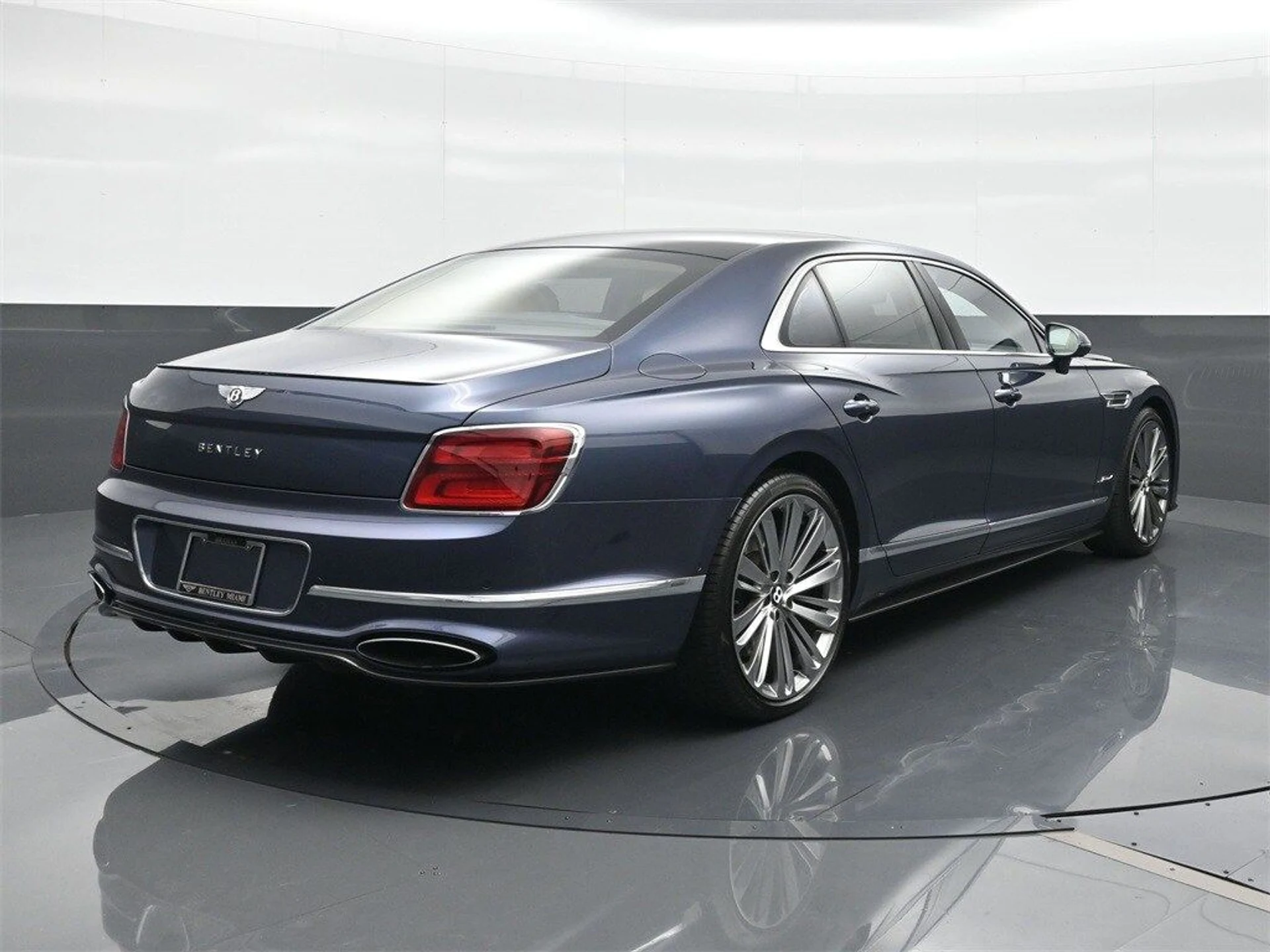 mph013_3244727299_6622c6ba3965656f89a4b6bbf237cb61x_74f03bdd2b