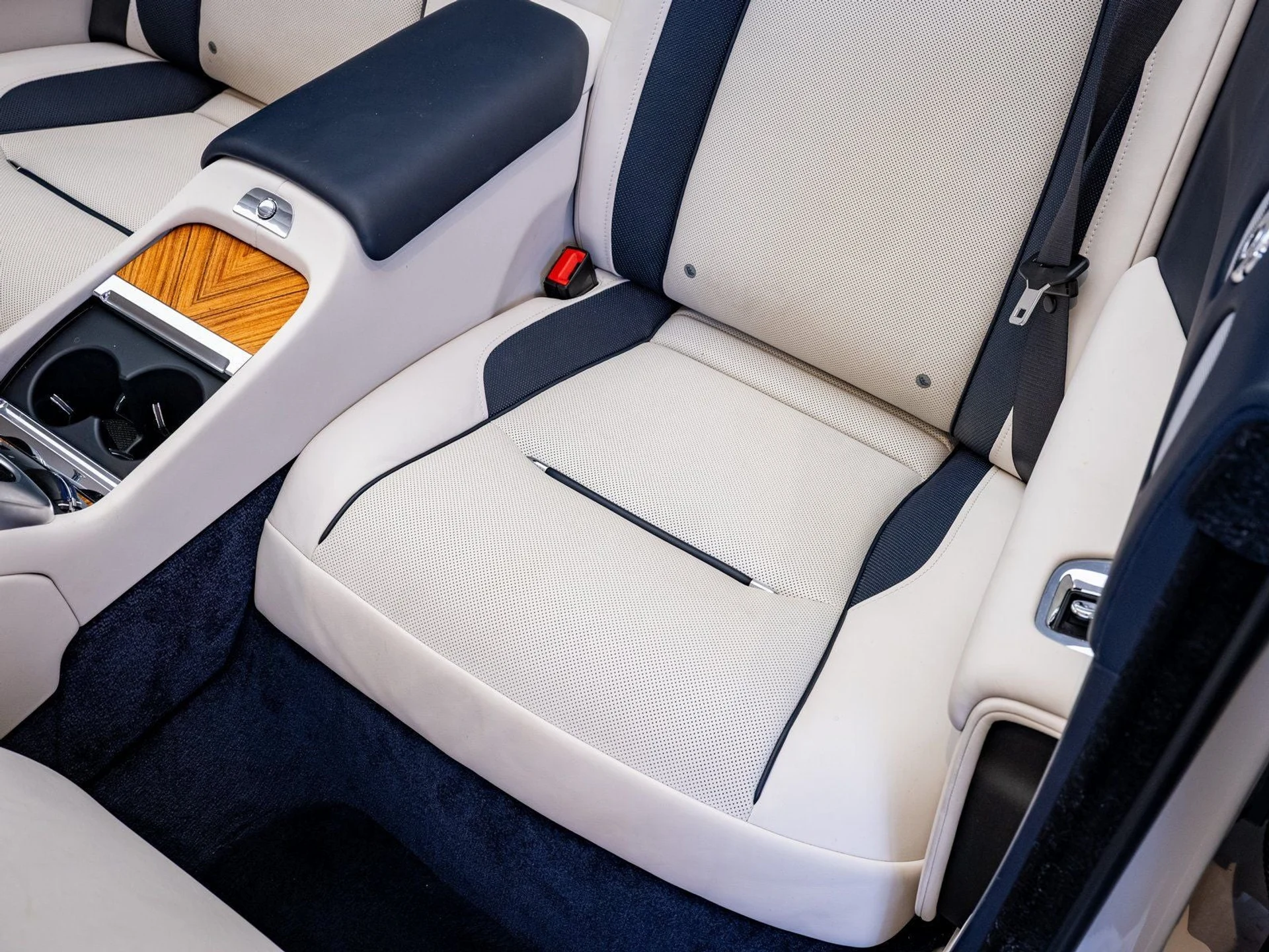 mph013_3244950920_14_2e429fa356