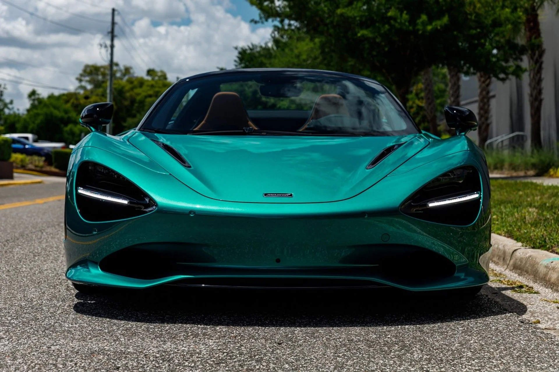 mph013_3253196505_678_p14_l_6b56aa77ef