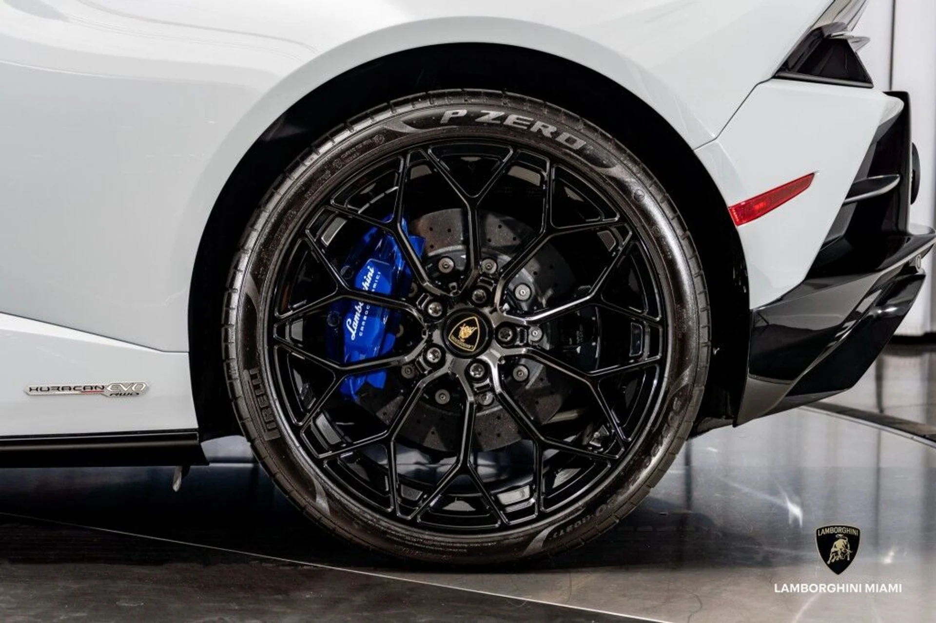 mph013_3254137616_c1175863c6c226df1c6077511bee4445_3f310f3343