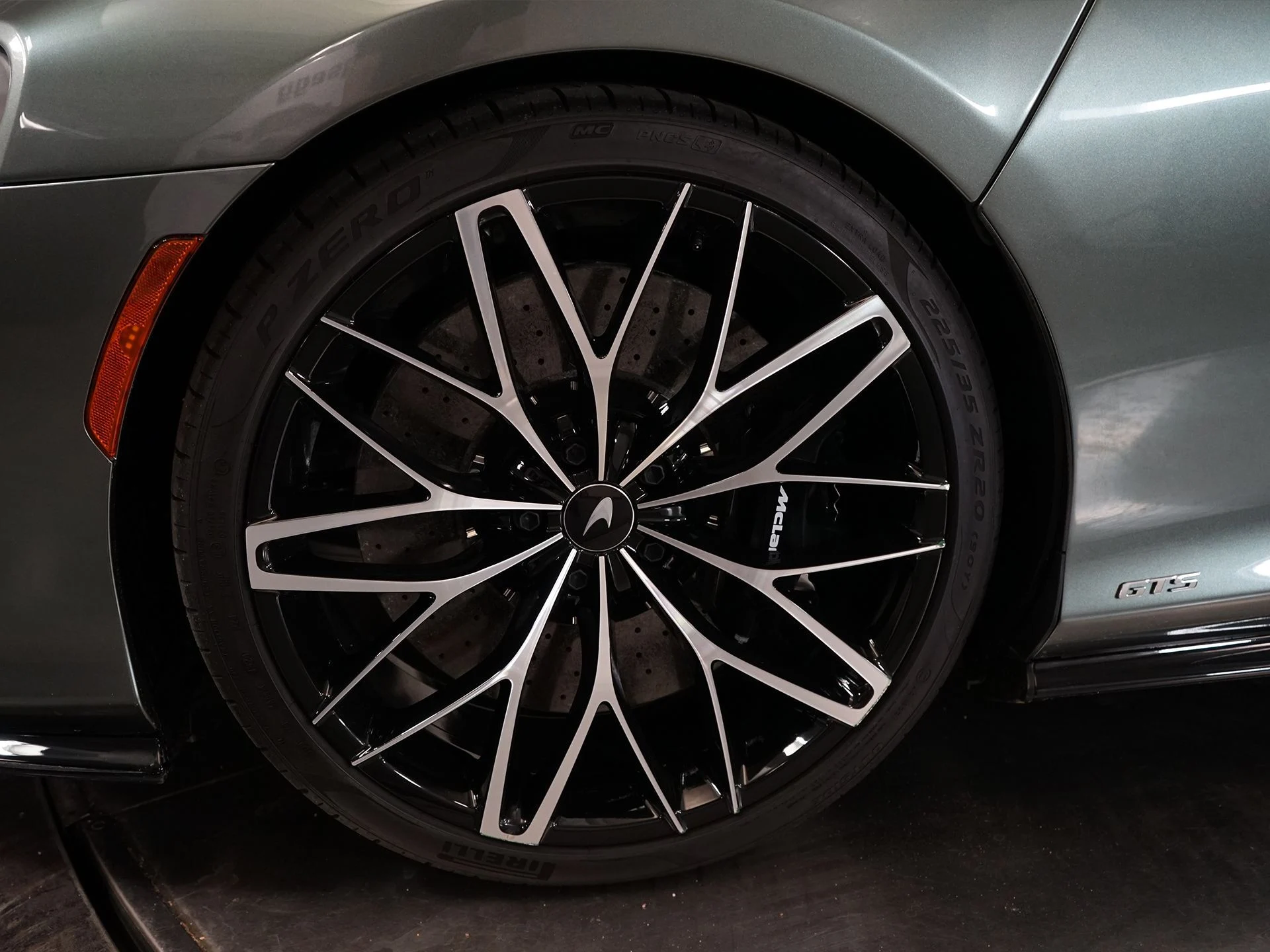 mph013_3259273213_36bc3b1de2558ee59481c92b6b5c917ax_369f963293