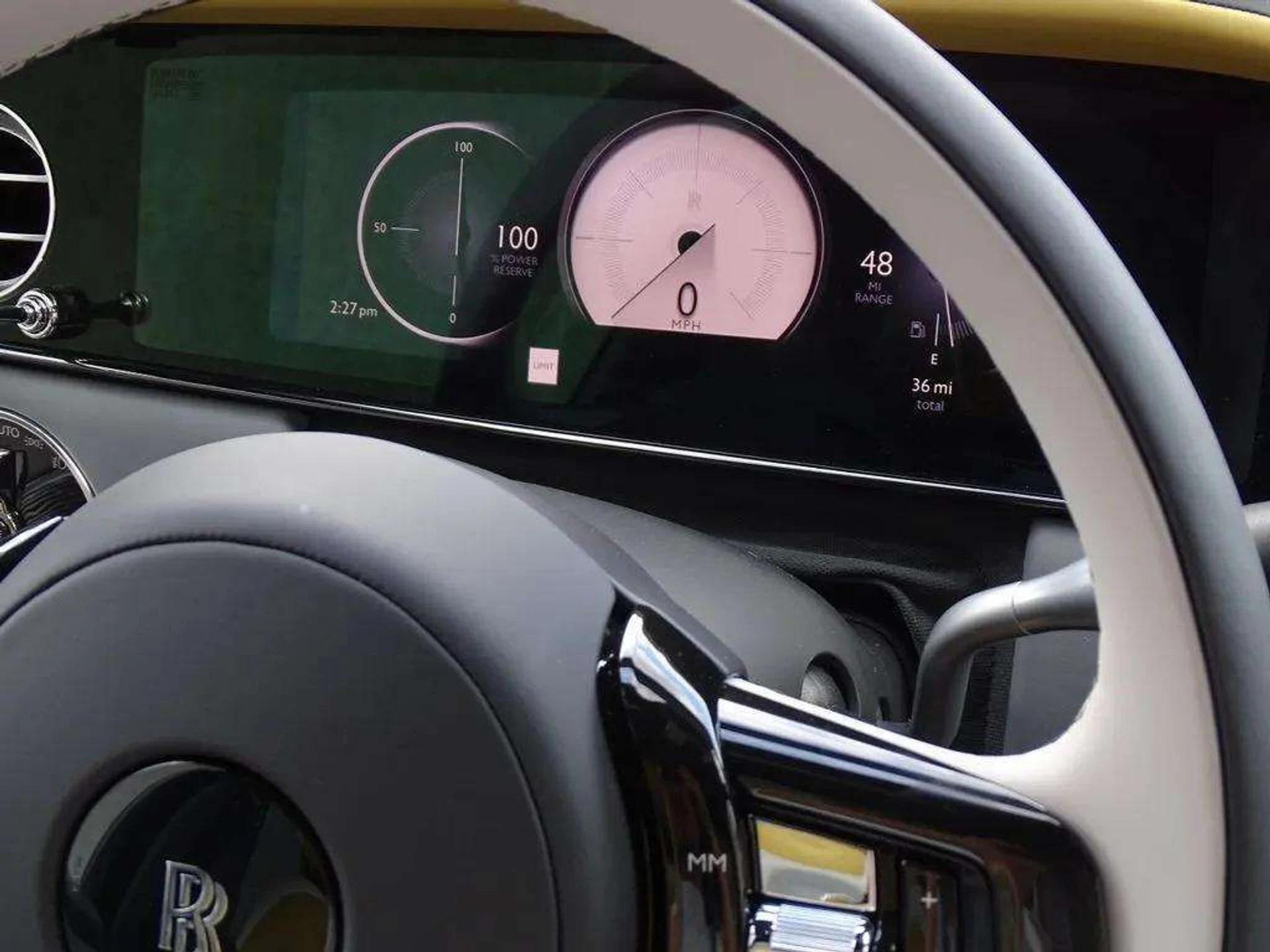 mph013_3259606849_3e3a38e047bb67f63fbc6fe63d8bb512x_6d40fd5e4c