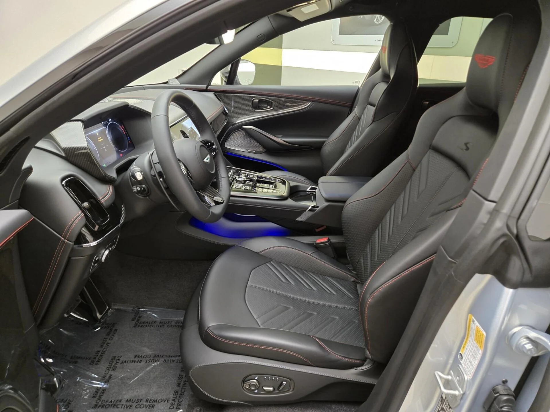 mph013_3260387323_New_2026_Aston_Martin_DBX_S_1780637072_147756e6bf