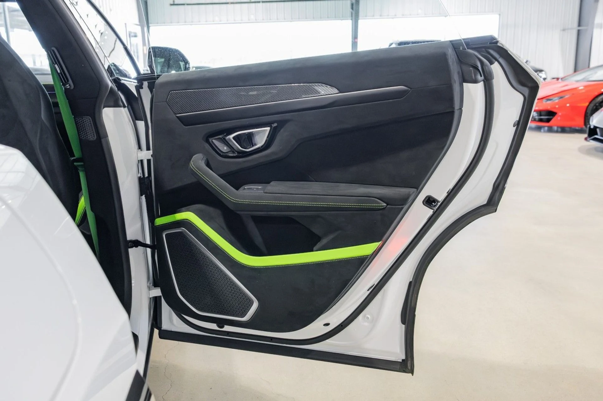 mph013_3265828882_Bw_0021f9bd38