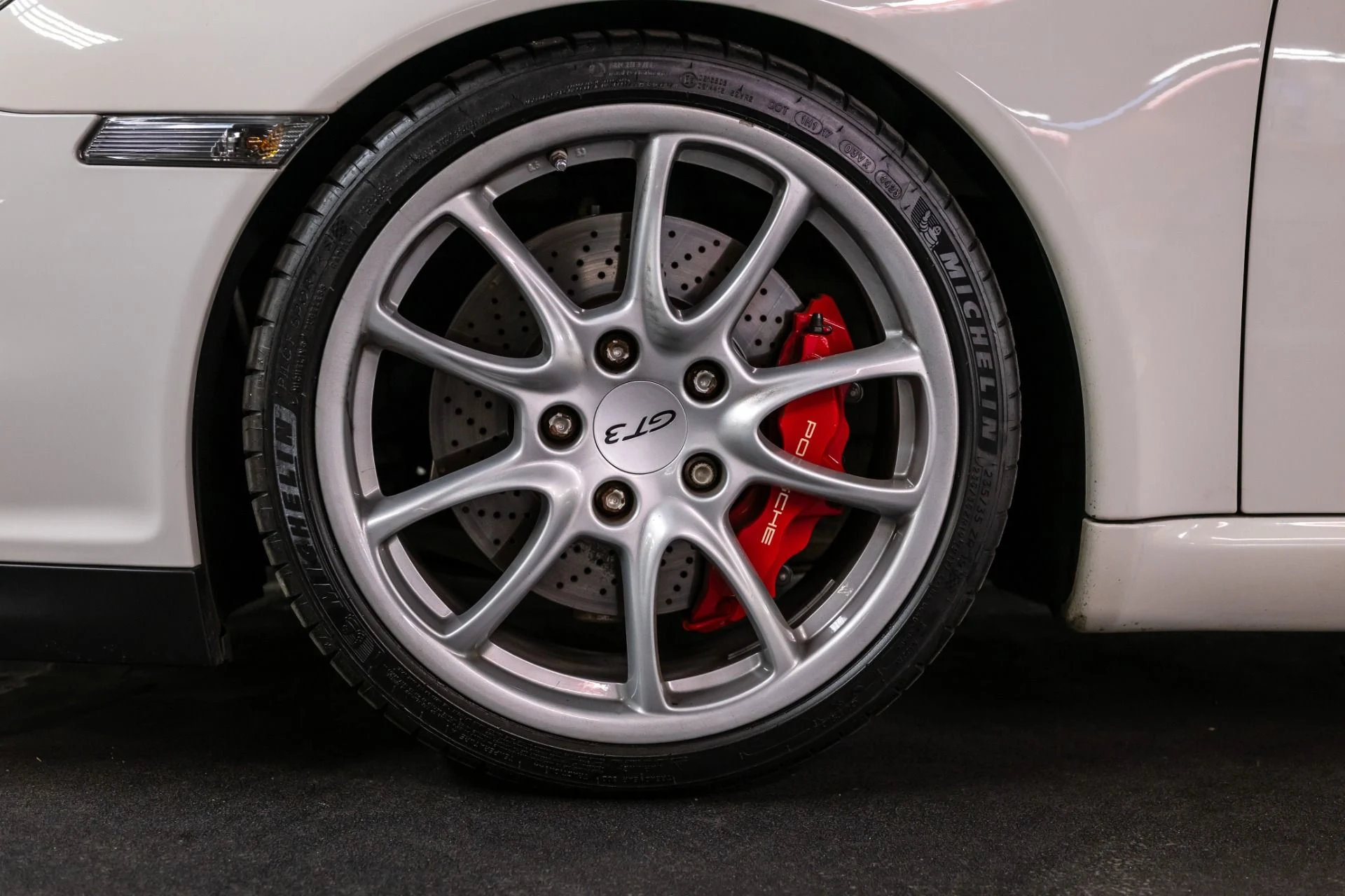 mph013_3266087222_Used_2007_Porsche_911_GT_3_1760553699_18a8eb8cdd