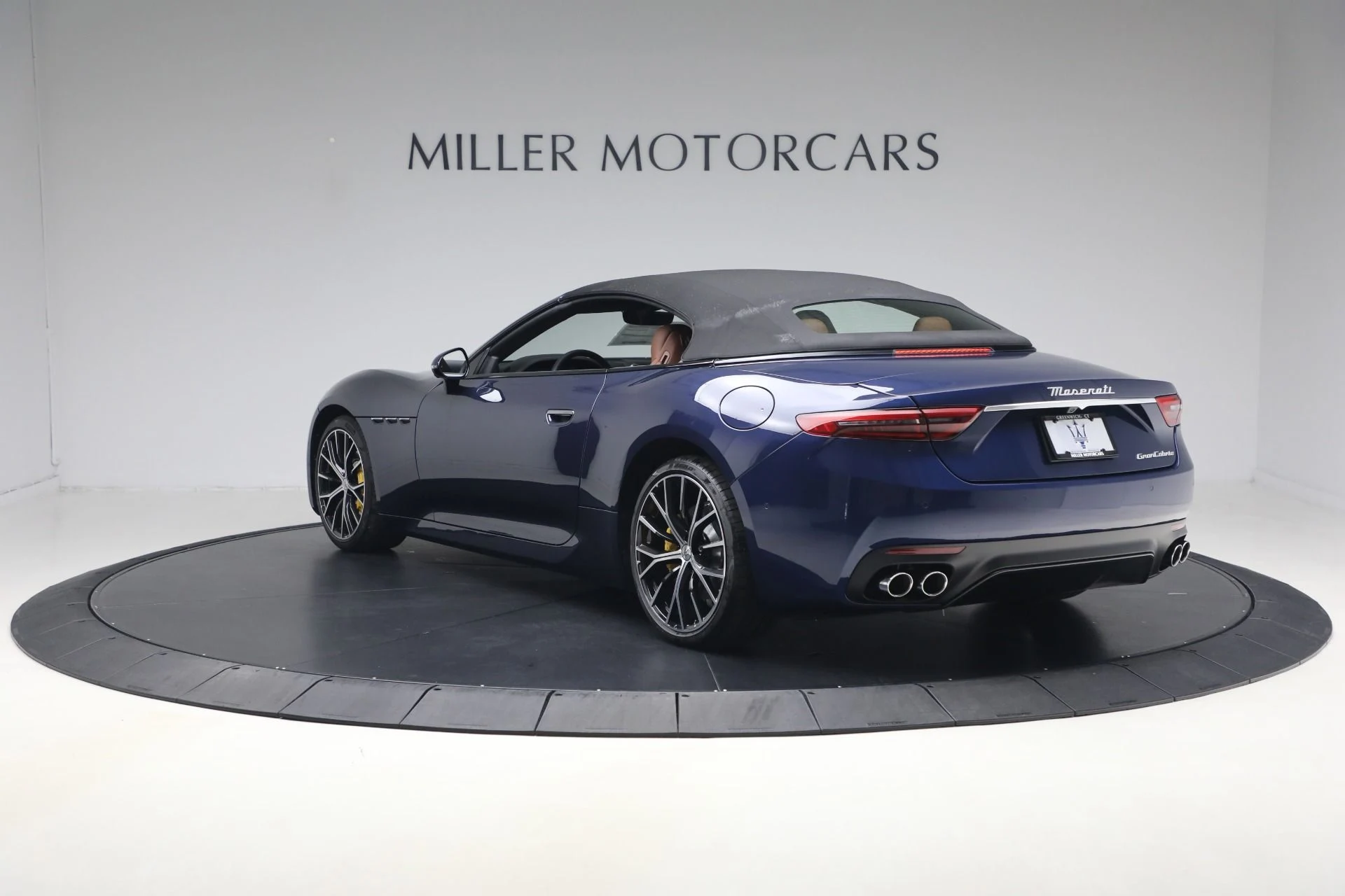 mph013_3275525585_New_2026_Maserati_Gran_Cabrio_1777996070_edab7d605f