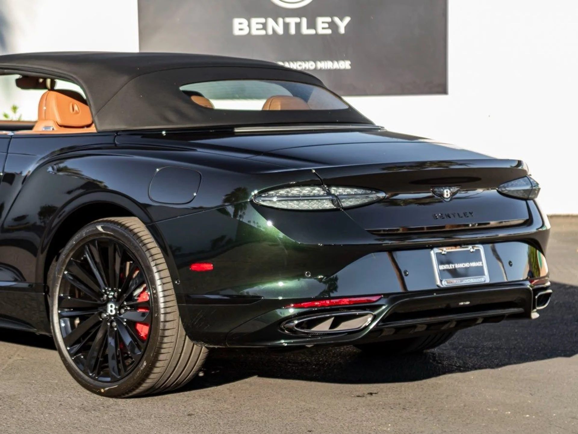 mph013_3281139235_14_e4582ef762