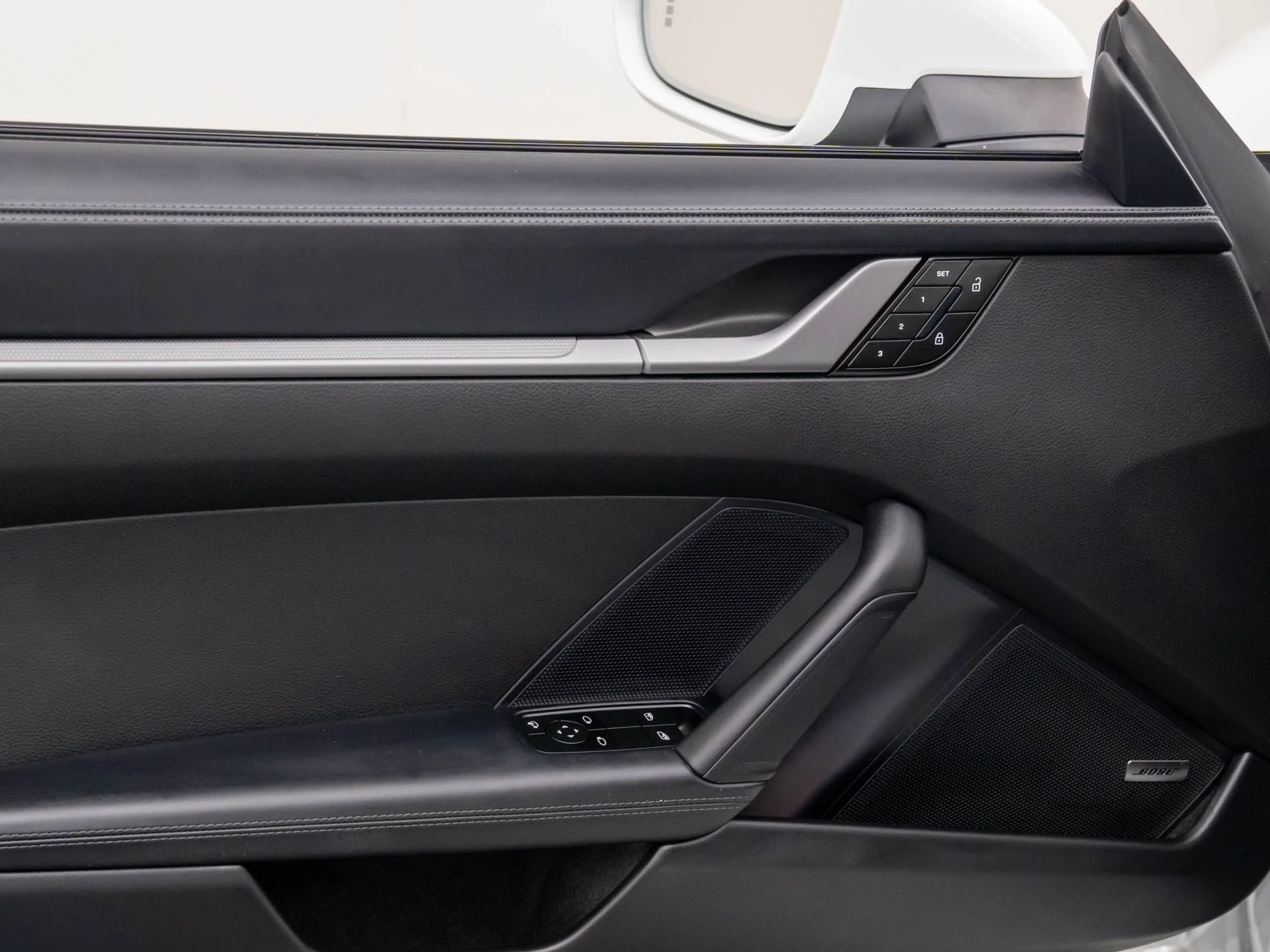 mph013_3296197501_327709e519de0efe0eb4b5b68c4db833x_28ec3c23aa